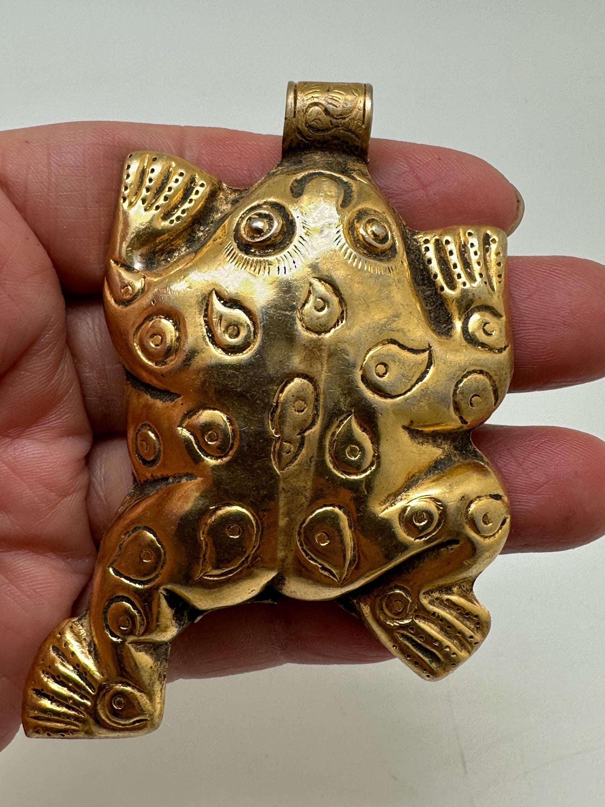 Large frog pendant,handcrafted, Tibetan silver,gold plated,Nepalese,71mmX44mm