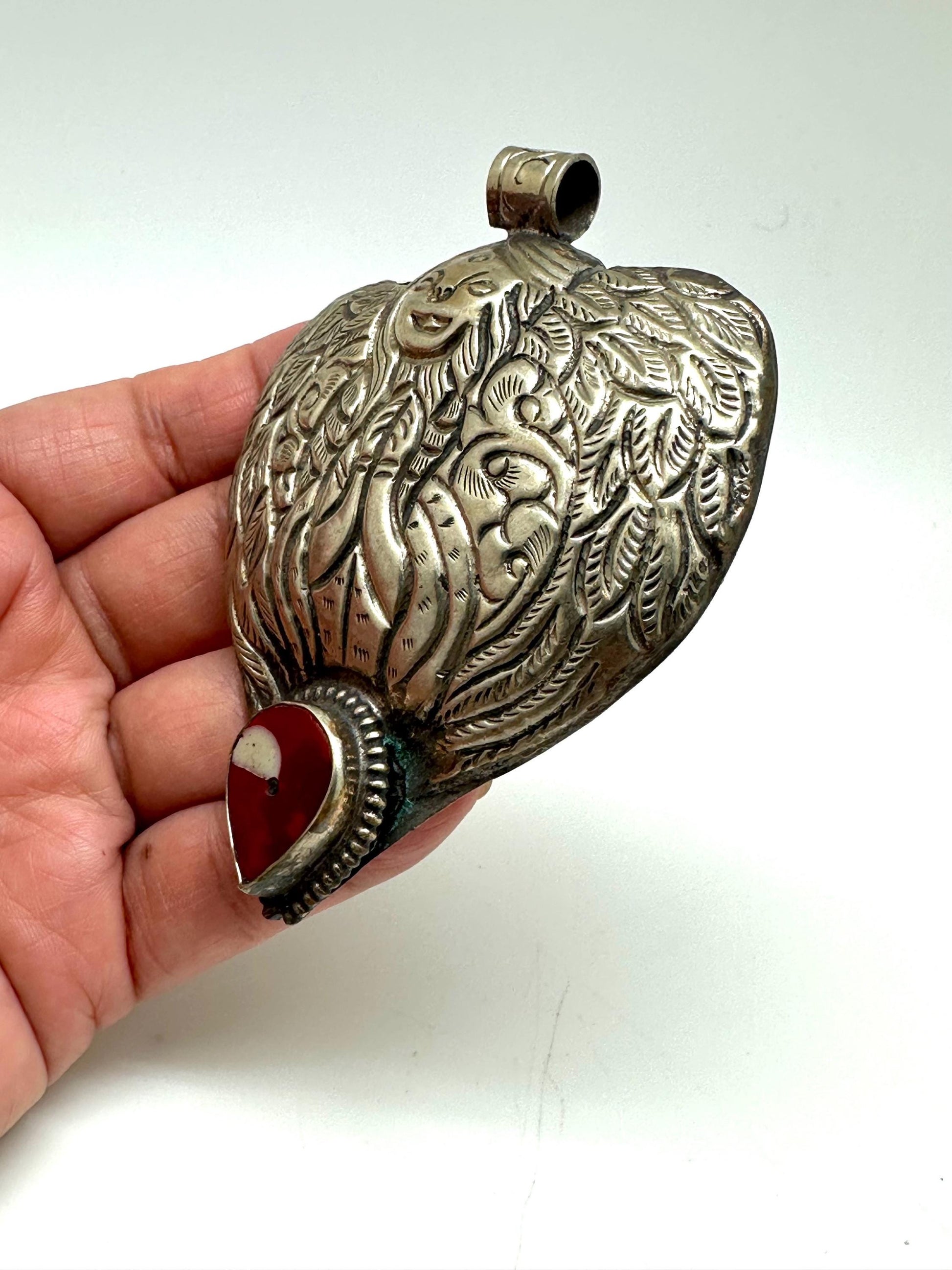 Lady pendant, heart shape, resin coral, Tibetan silver,Nepalese,82mmX61mm