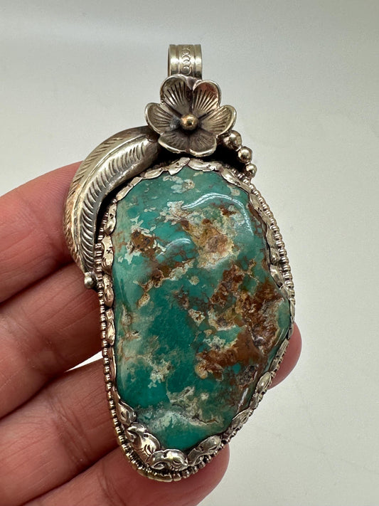 turquoise pendant ,handcrafted, tibetan silver, floral design, ethnic style,Nepalese