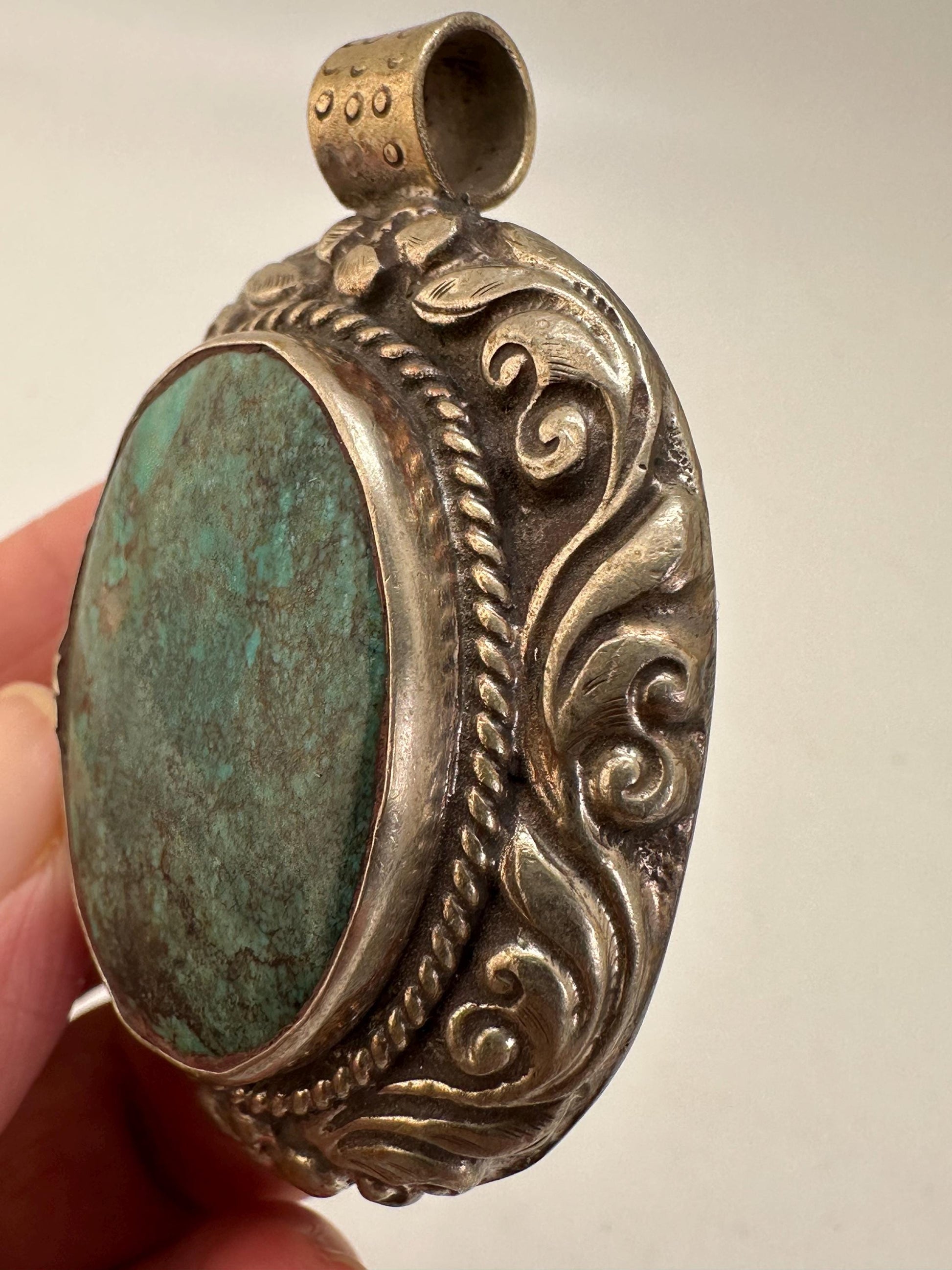 turquoise pendant, handcrafted,tibetan repousse silver,ethnic style,Nepalese 52mmX32mm