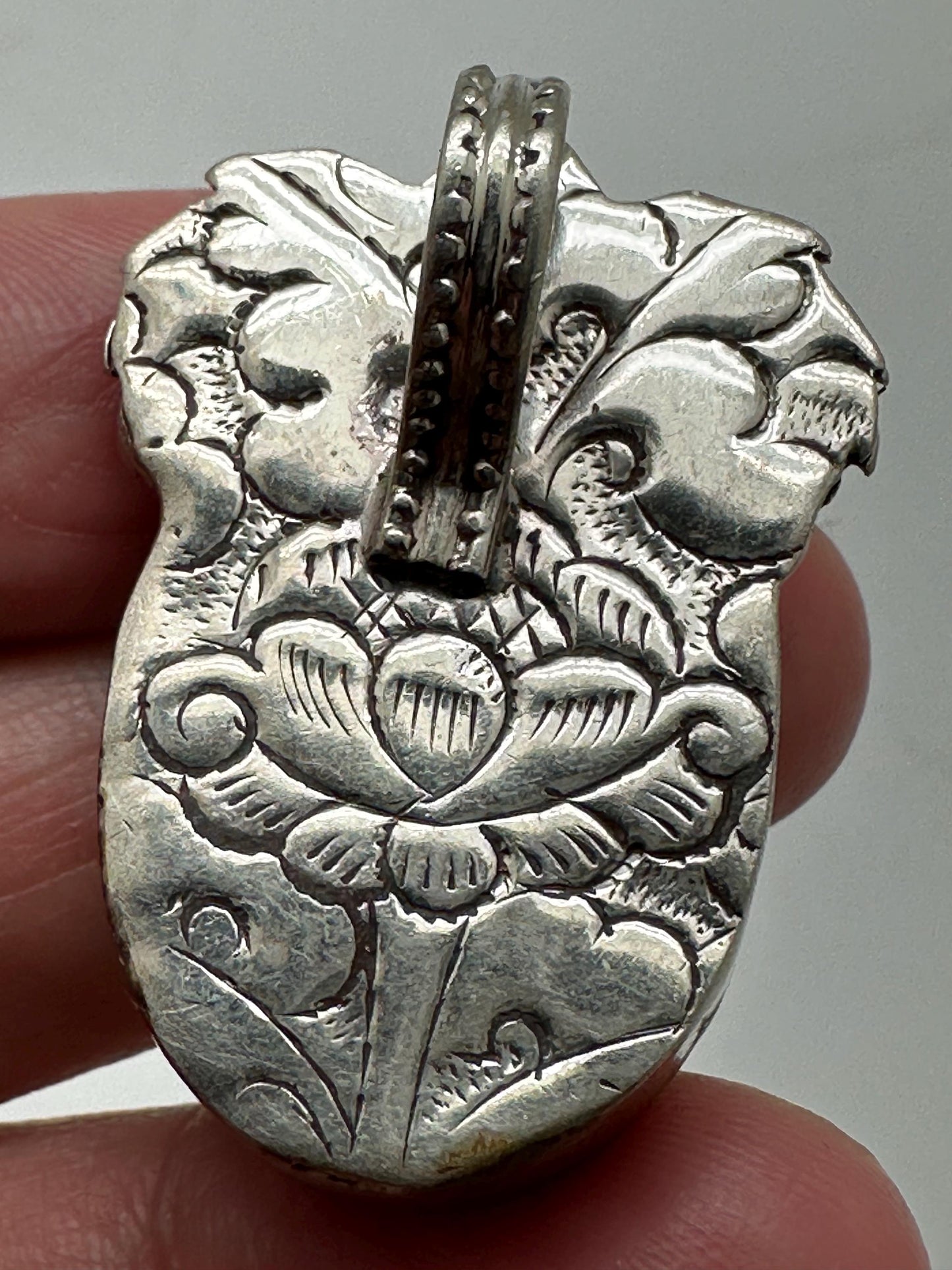 lapis pendant,handcrafted,Tibetan silver,Nepalese 33X21mm