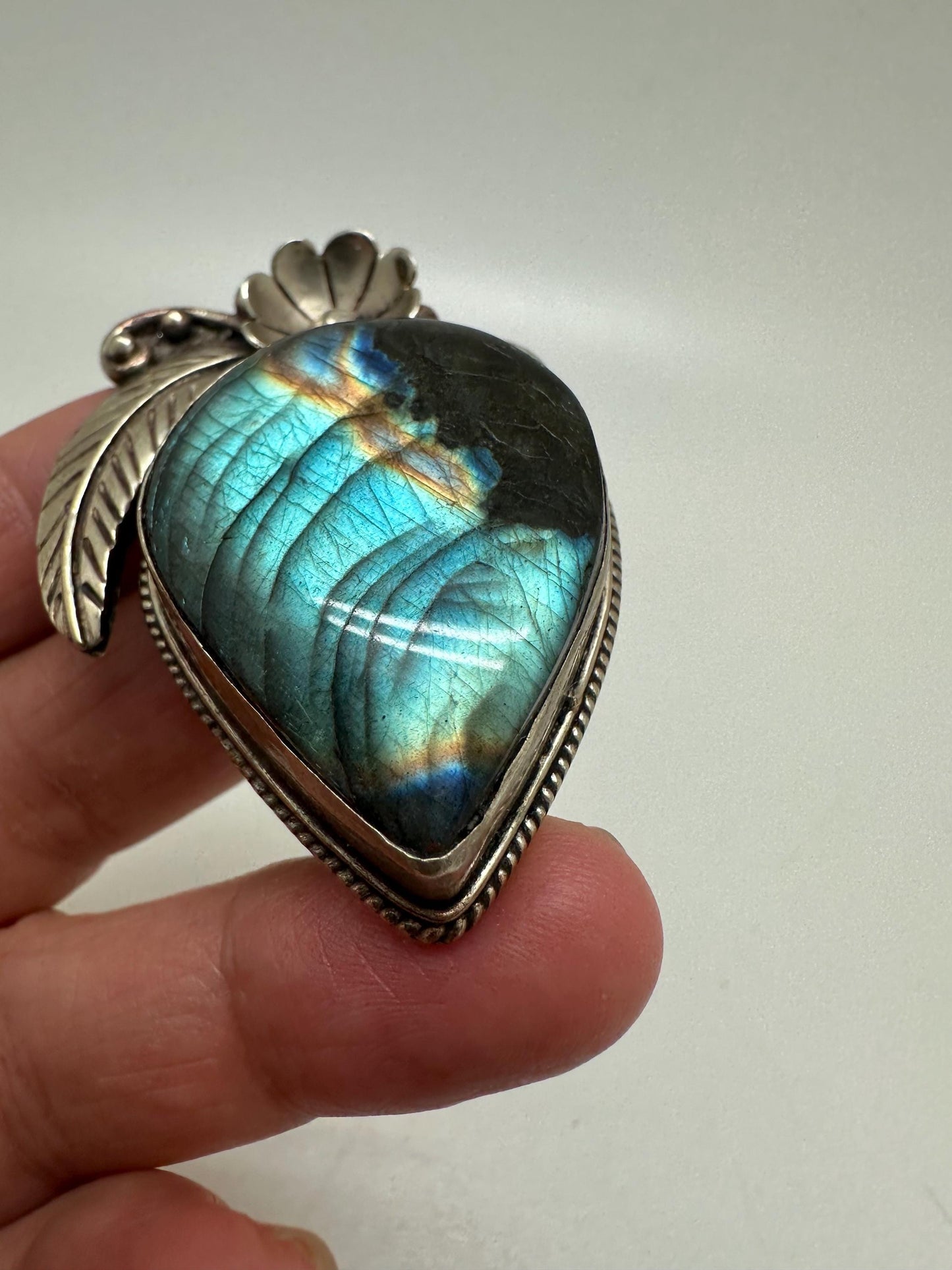 labradorite pendant ,handcrafted,Tibetan silver,Floral design,ethnic style,36mmX52mm