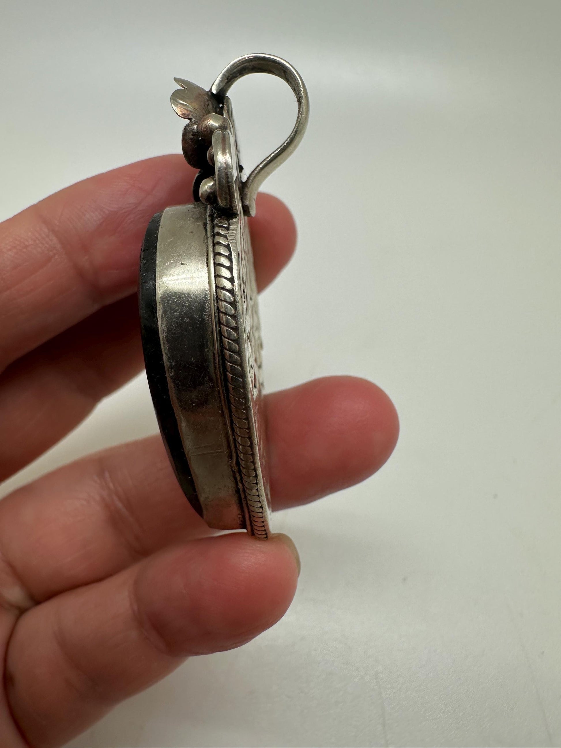 labradorite pendant ,handcrafted,Tibetan silver,Floral design,ethnic style,36mmX52mm