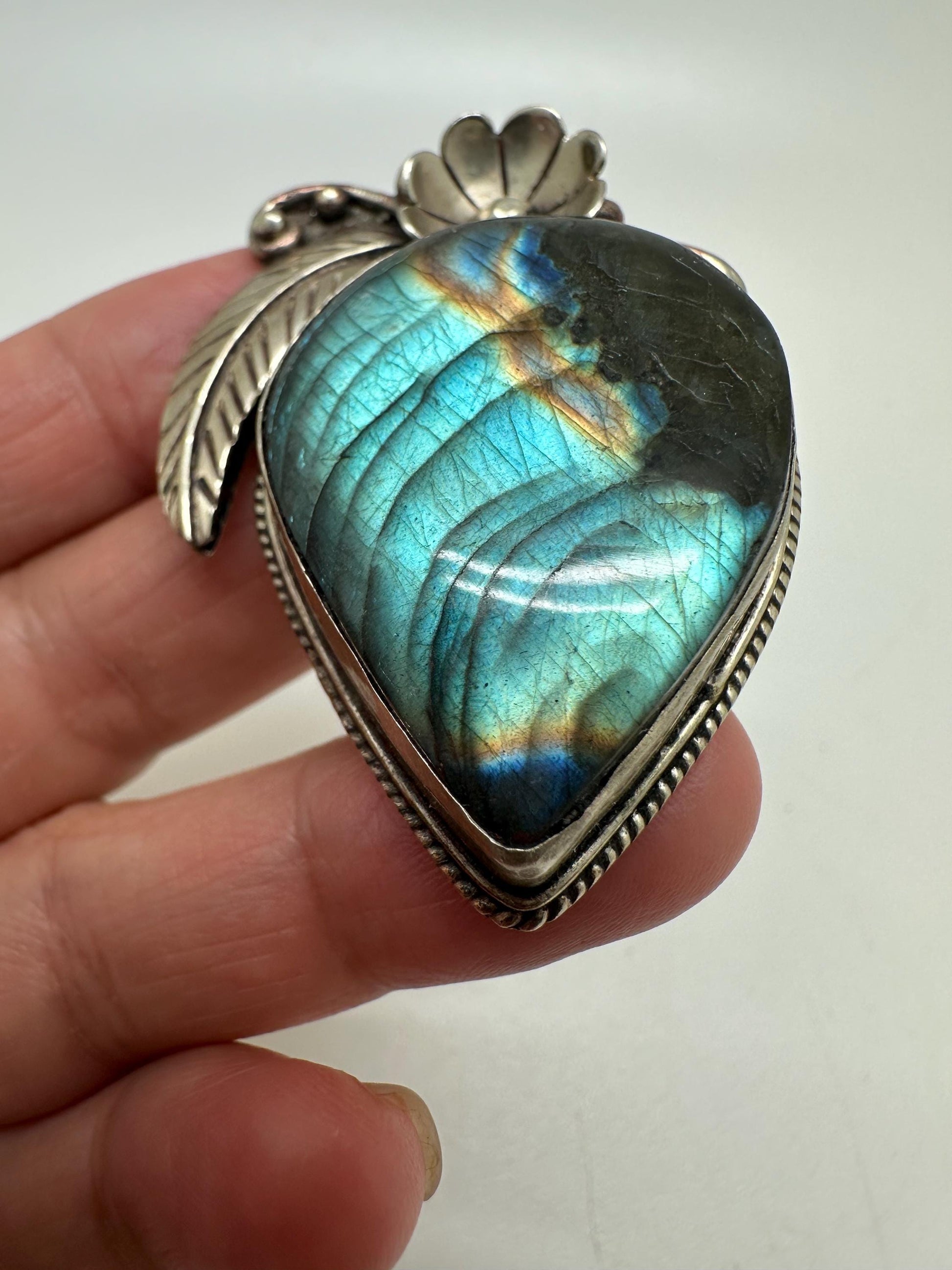 labradorite pendant ,handcrafted,Tibetan silver,Floral design,ethnic style,36mmX52mm