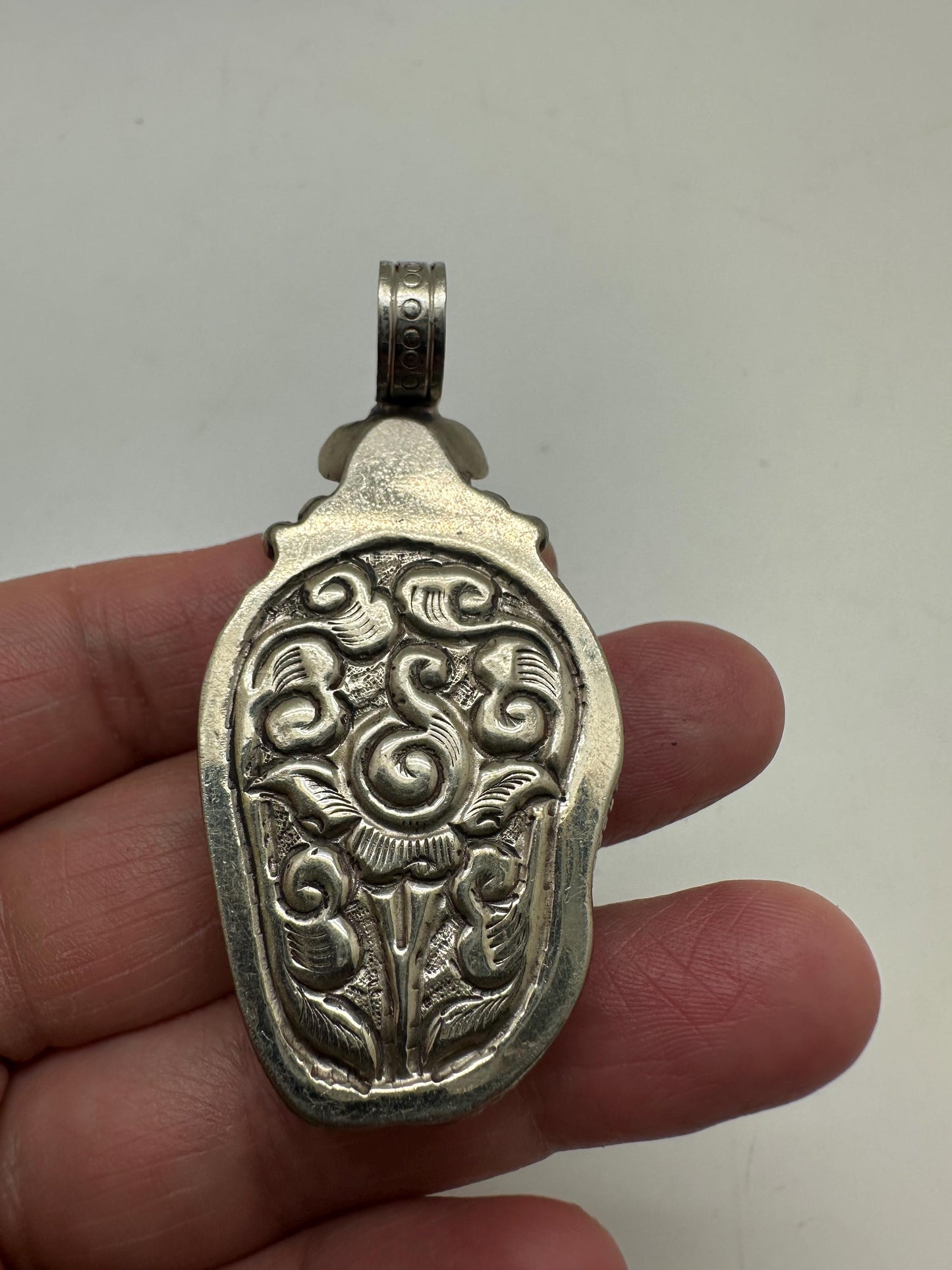 Turquoise pendant, handcrafted,Tibetan reposse silver, floral design, ethnic style