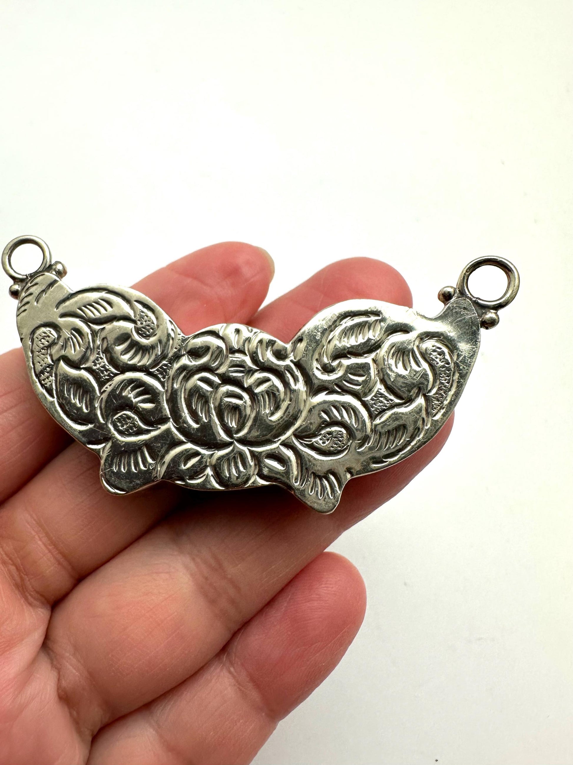 Handcrafted Labradorite Rose Pendant, Tibetan Silver, Nepal