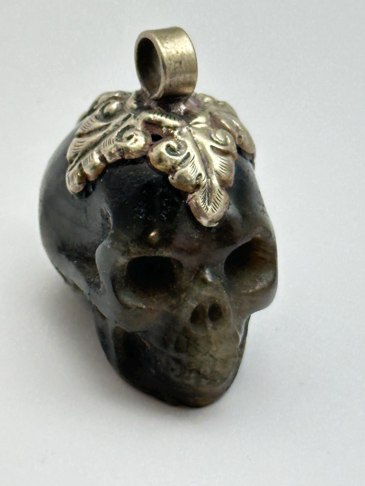 Skull pendant, labradorite carved, handcrafted, Tibetan silver,Himalayan,Nepalese,40mmX22mm,weighs 37gm