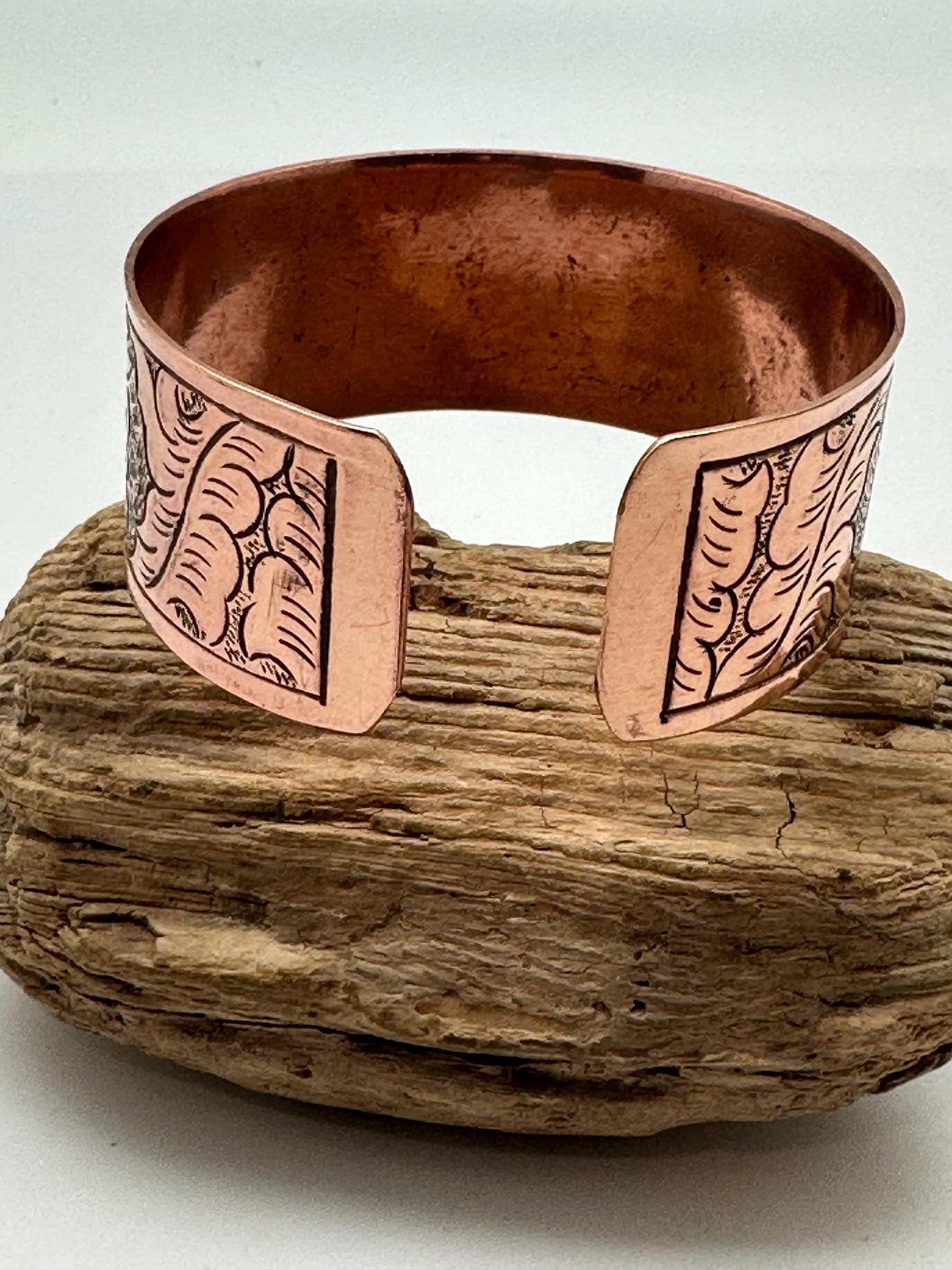 Copper cuff bracelet,handcrafted,om mani bangle,adjustable,32 gram