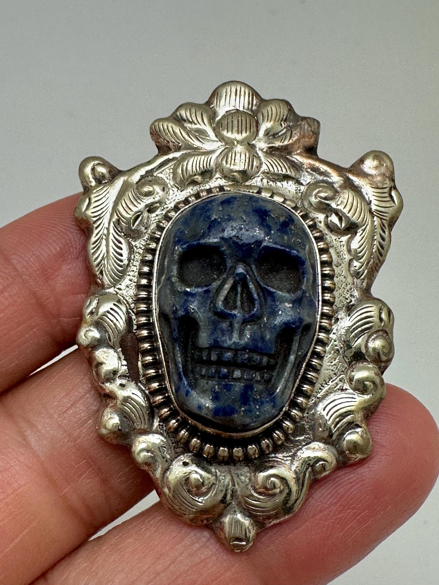 Lapis lazuli, skull pendant,Tibetan silver,Ethnic style,handcrafted,1.89mmX1.33mm