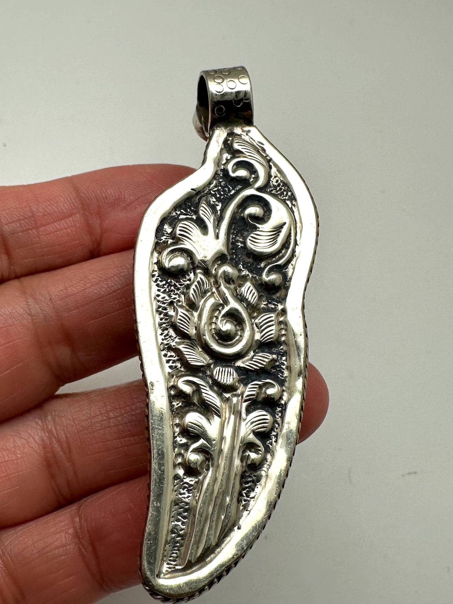 fluorite carved angle wing pendant,labradorite , Tibetansilver,handcrafted,spiritual jewelry,ethnic style ,33.8mmX61mm