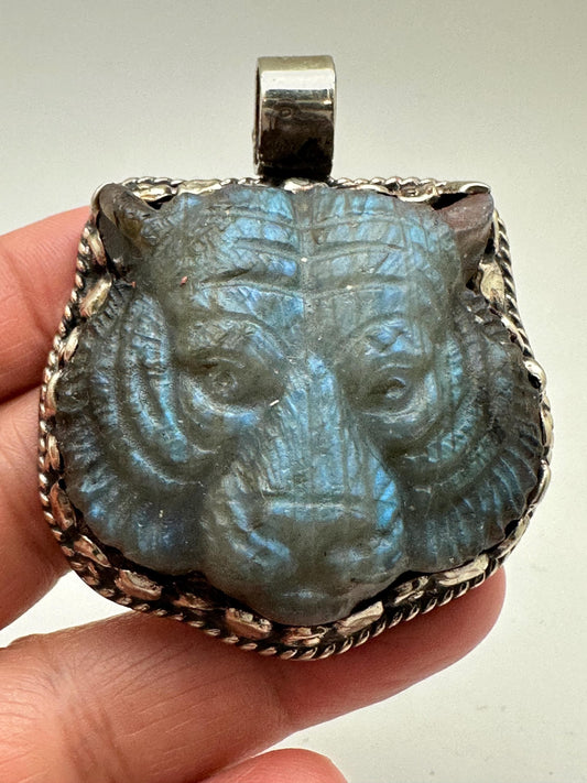 Tiger pendant,handcrafted,labradorite carved, Tibetan repousse silver,animal lover, protection,ethnic style,53.5mmX44.9mm