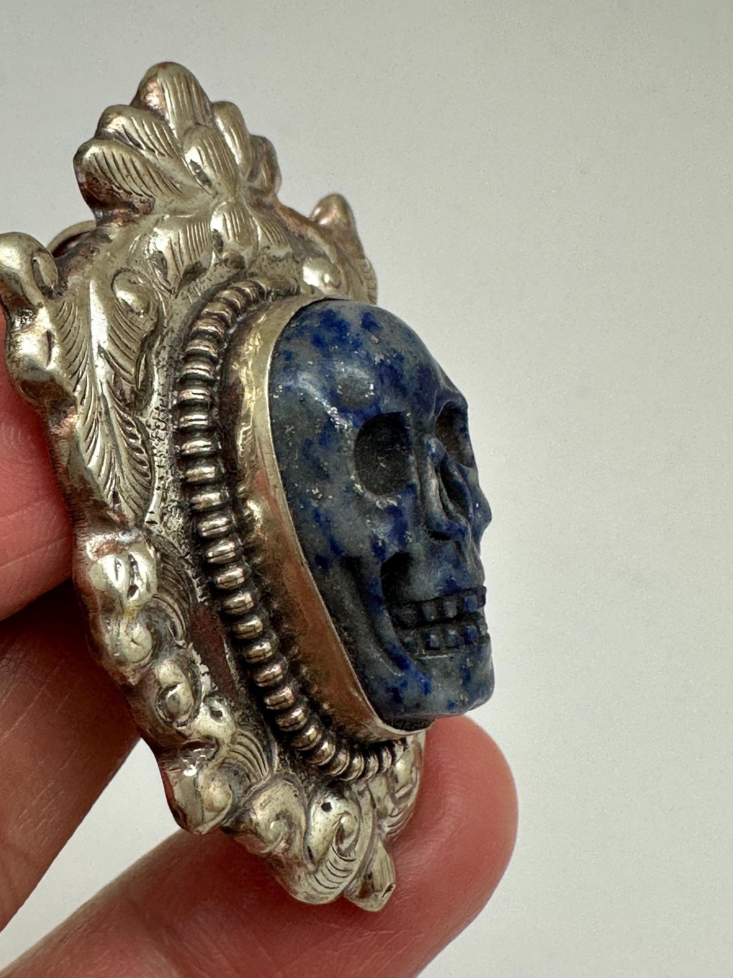 Lapis lazuli, skull pendant,Tibetan silver,Ethnic style,handcrafted,1.89mmX1.33mm