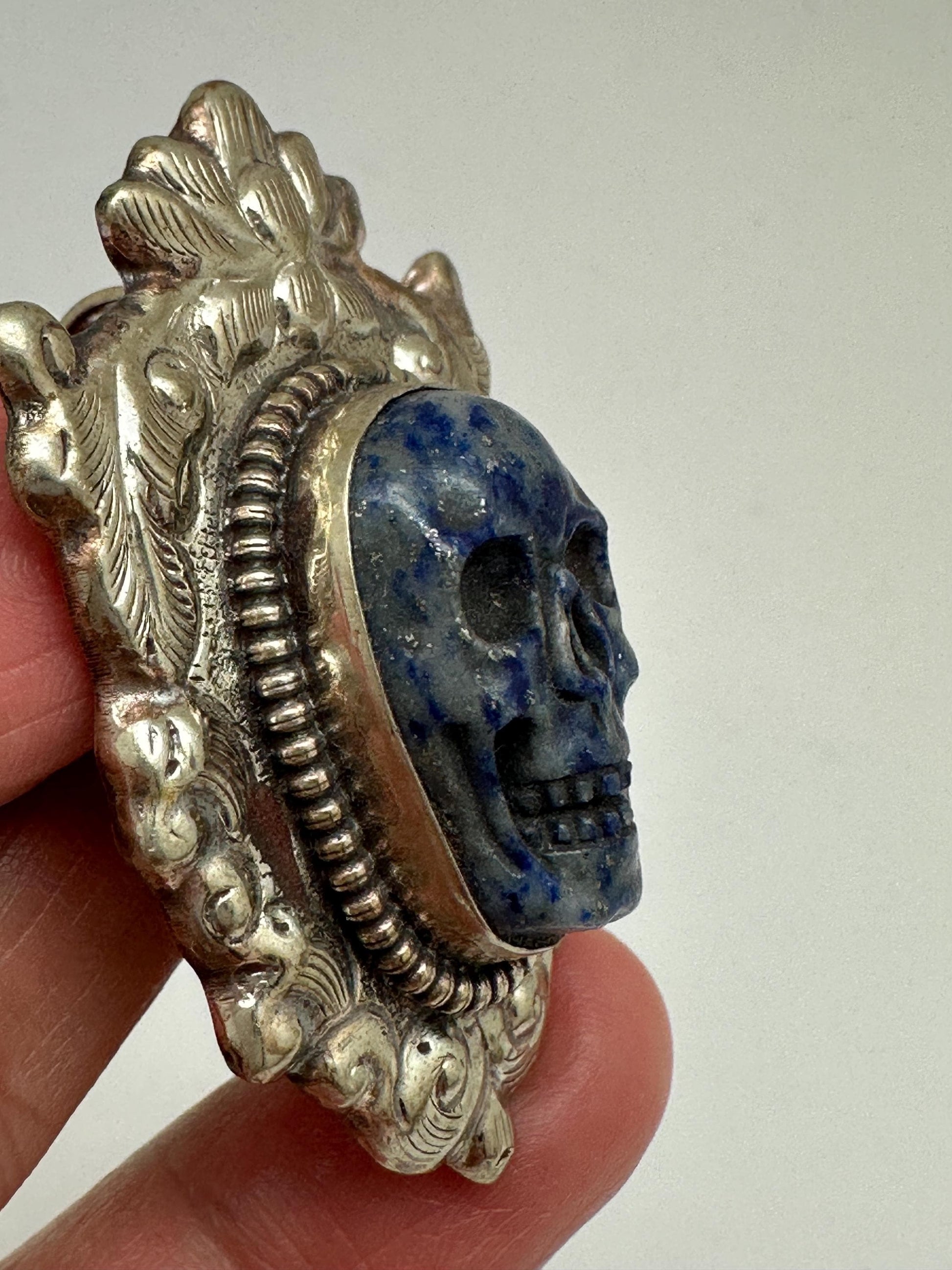 Lapis lazuli, skull pendant,Tibetan silver,Ethnic style,handcrafted,1.89mmX1.33mm