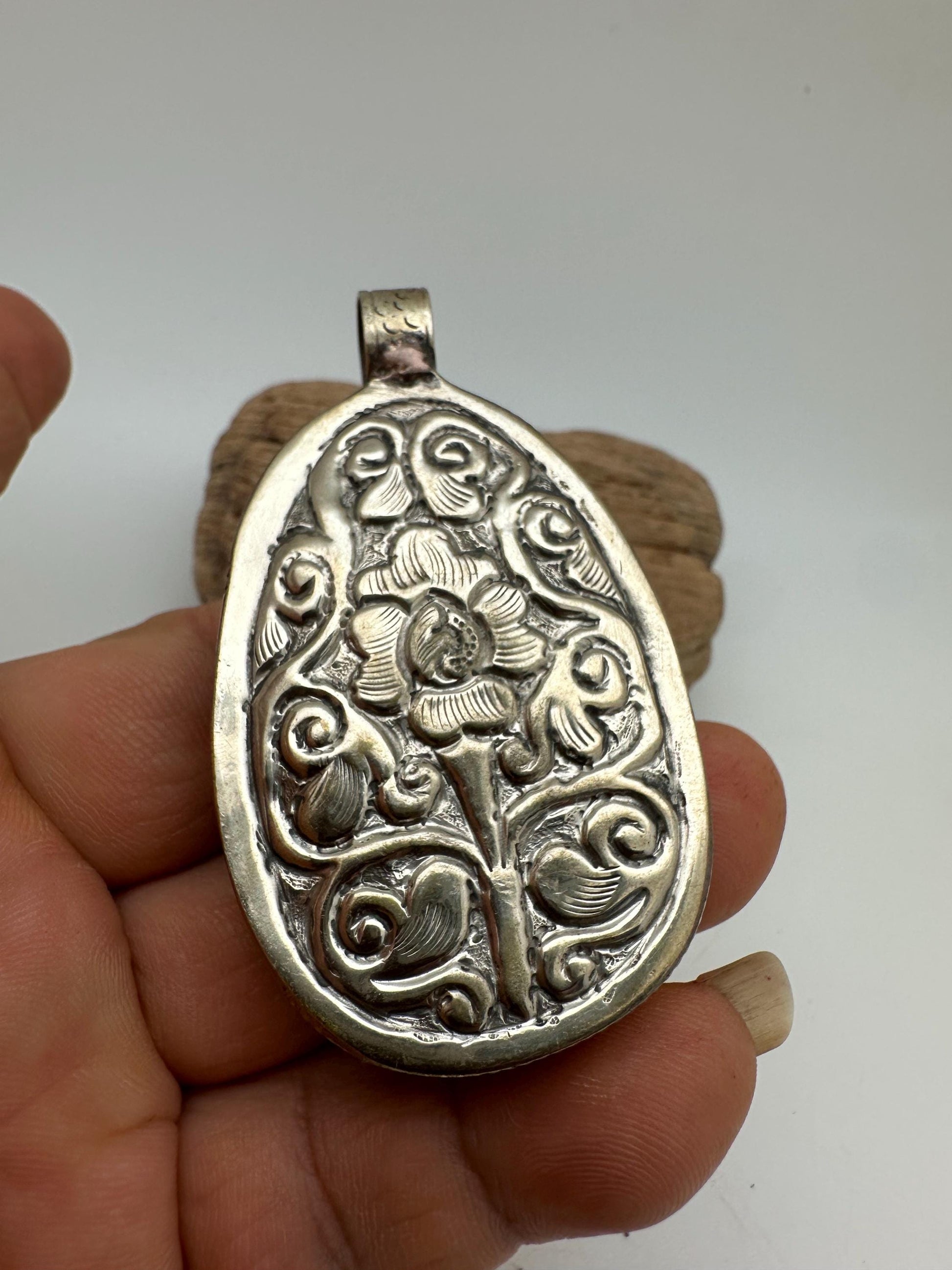 Obsidian manjusri, handcrafted with Tibetan silver