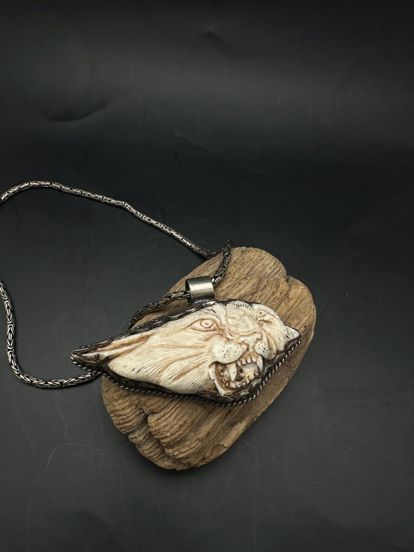Yak bone tiger pendant, set Tibetan silver