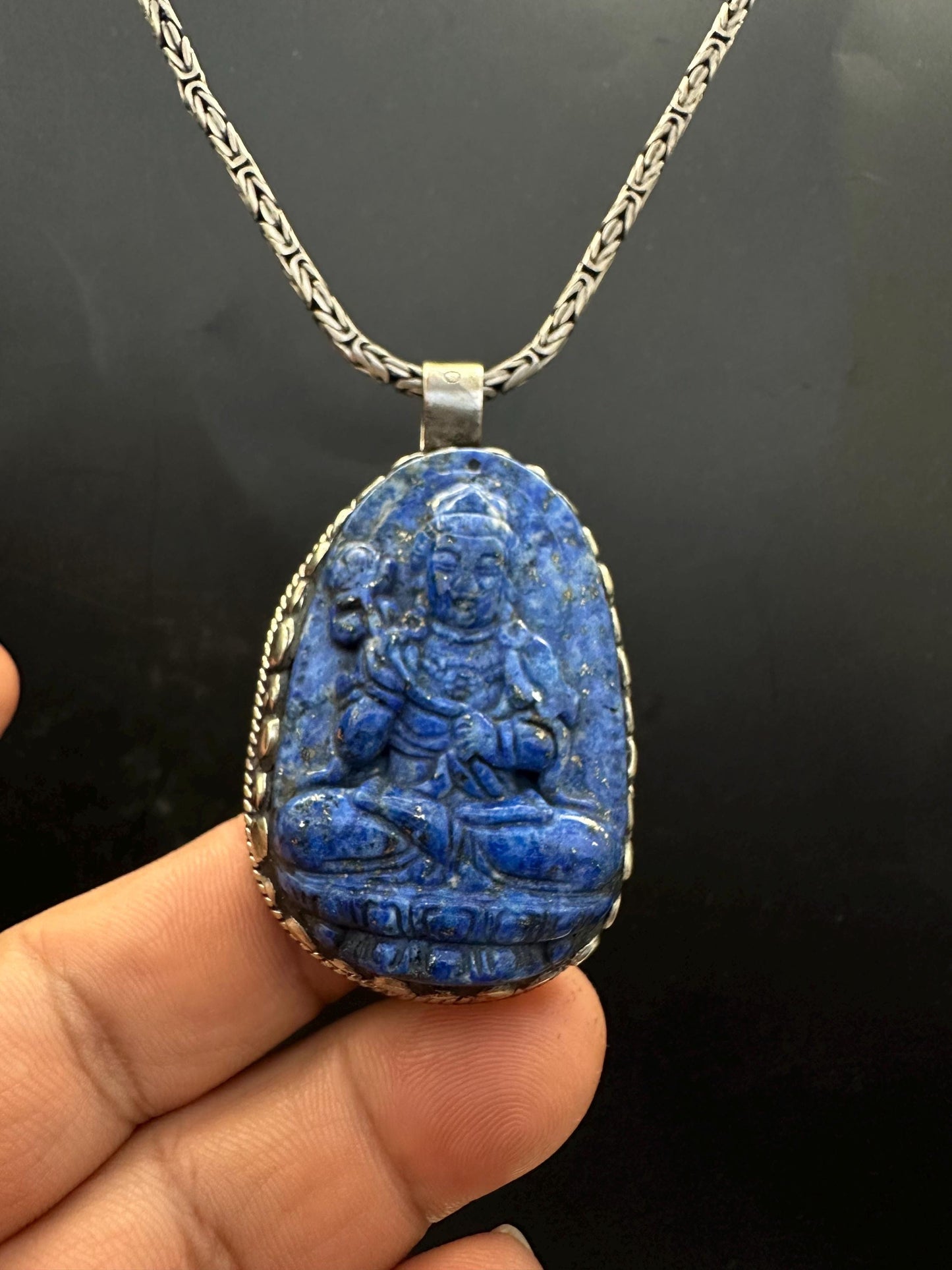 Handcarved Lapis lazuli , quan yin buddha , Kwan Yin Pendant, Tibetan Silver Bodhisattva