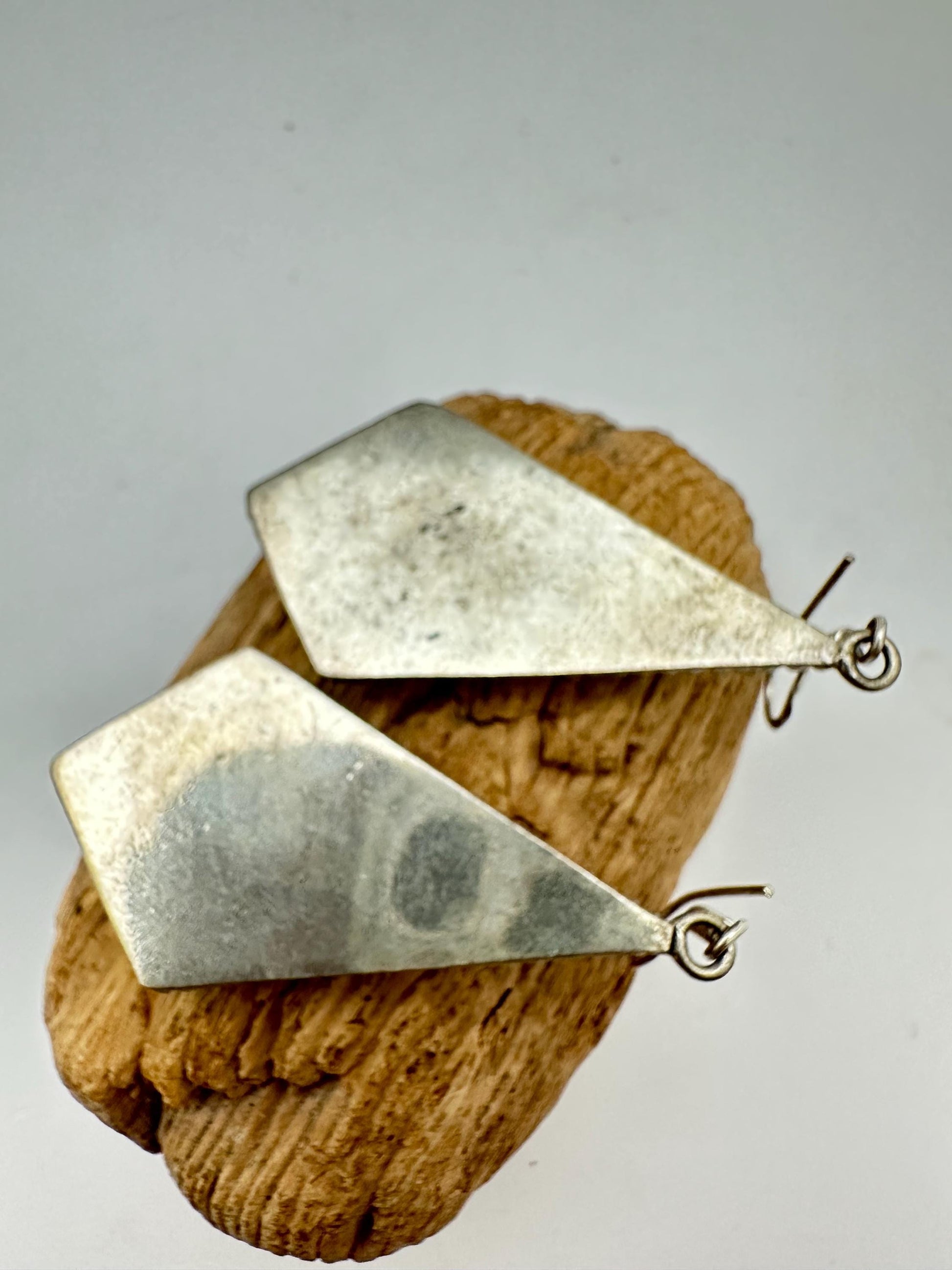 Tibetan earring, inlaid turquoise master handcrafted with Tibetan silver from Nepal