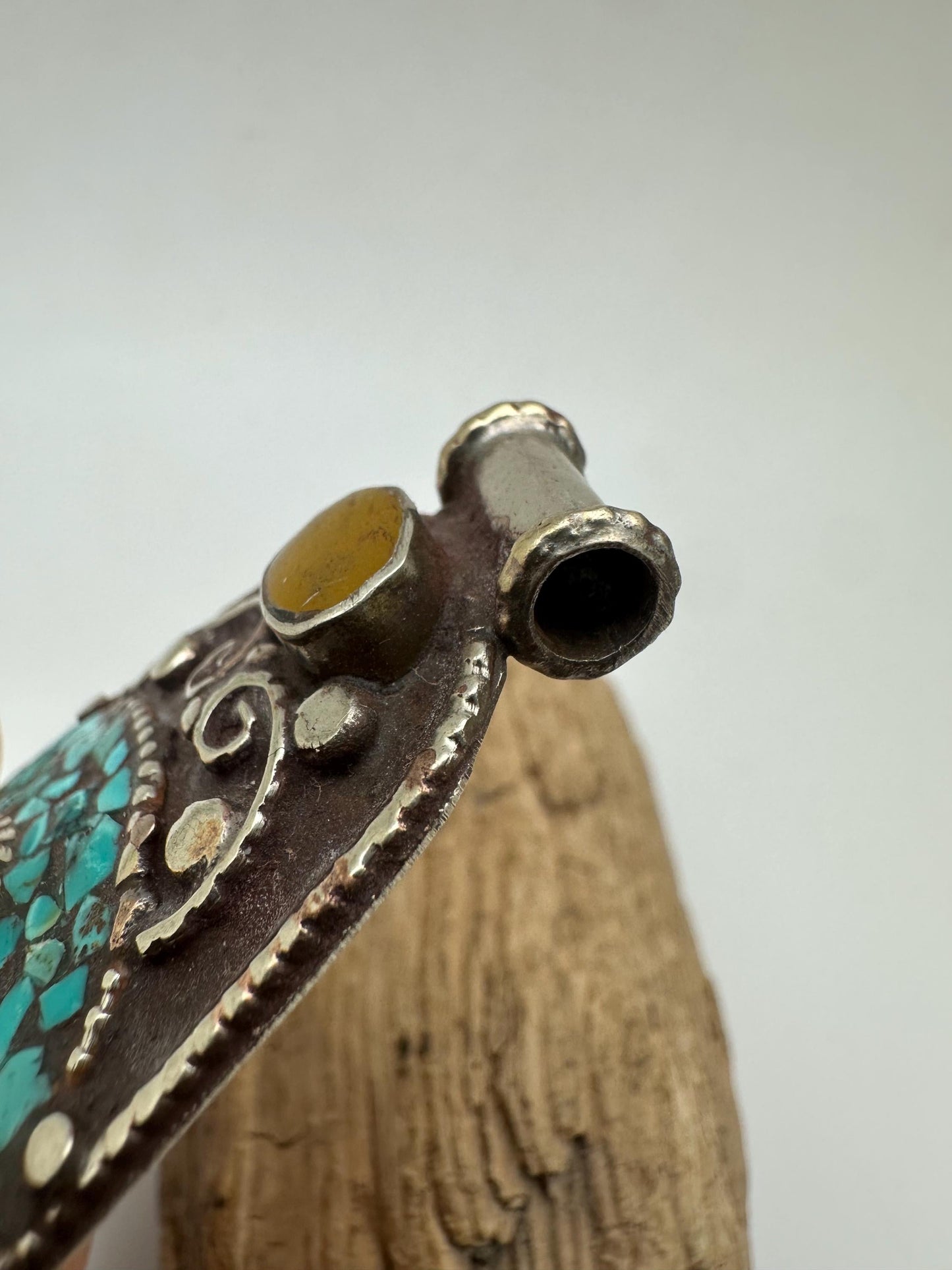 Inlay turquoise pendant, master handcrafted with Tibetan silver