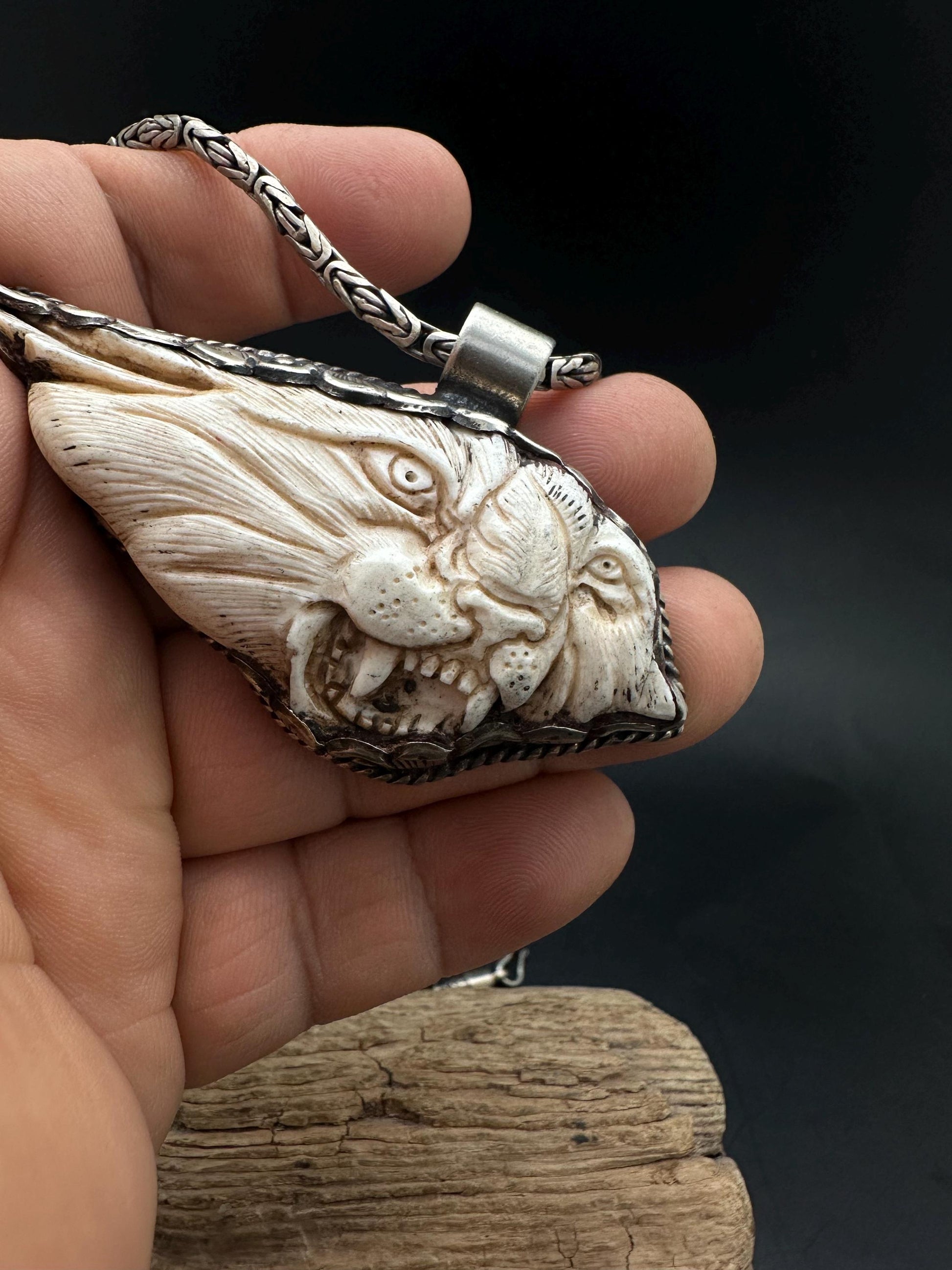 Yak bone tiger pendant, set Tibetan silver