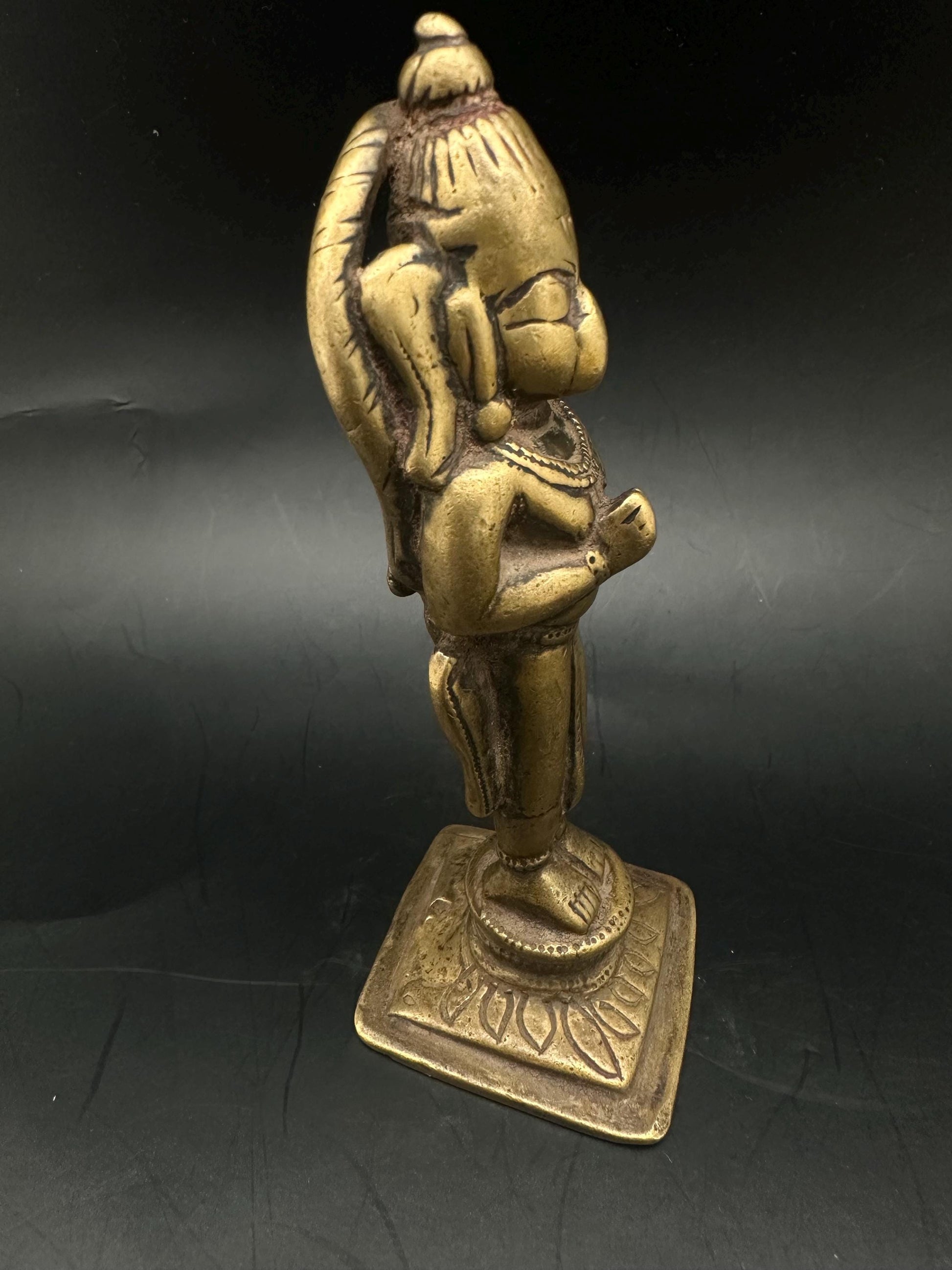 Hanuman statue, 18th century Hanuman,
