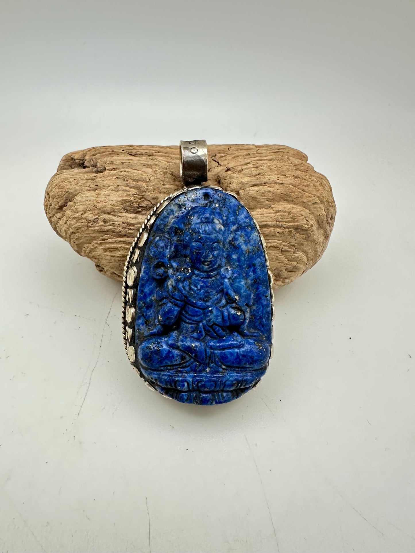 Handcarved Lapis lazuli , quan yin buddha , Kwan Yin Pendant, Tibetan Silver Bodhisattva