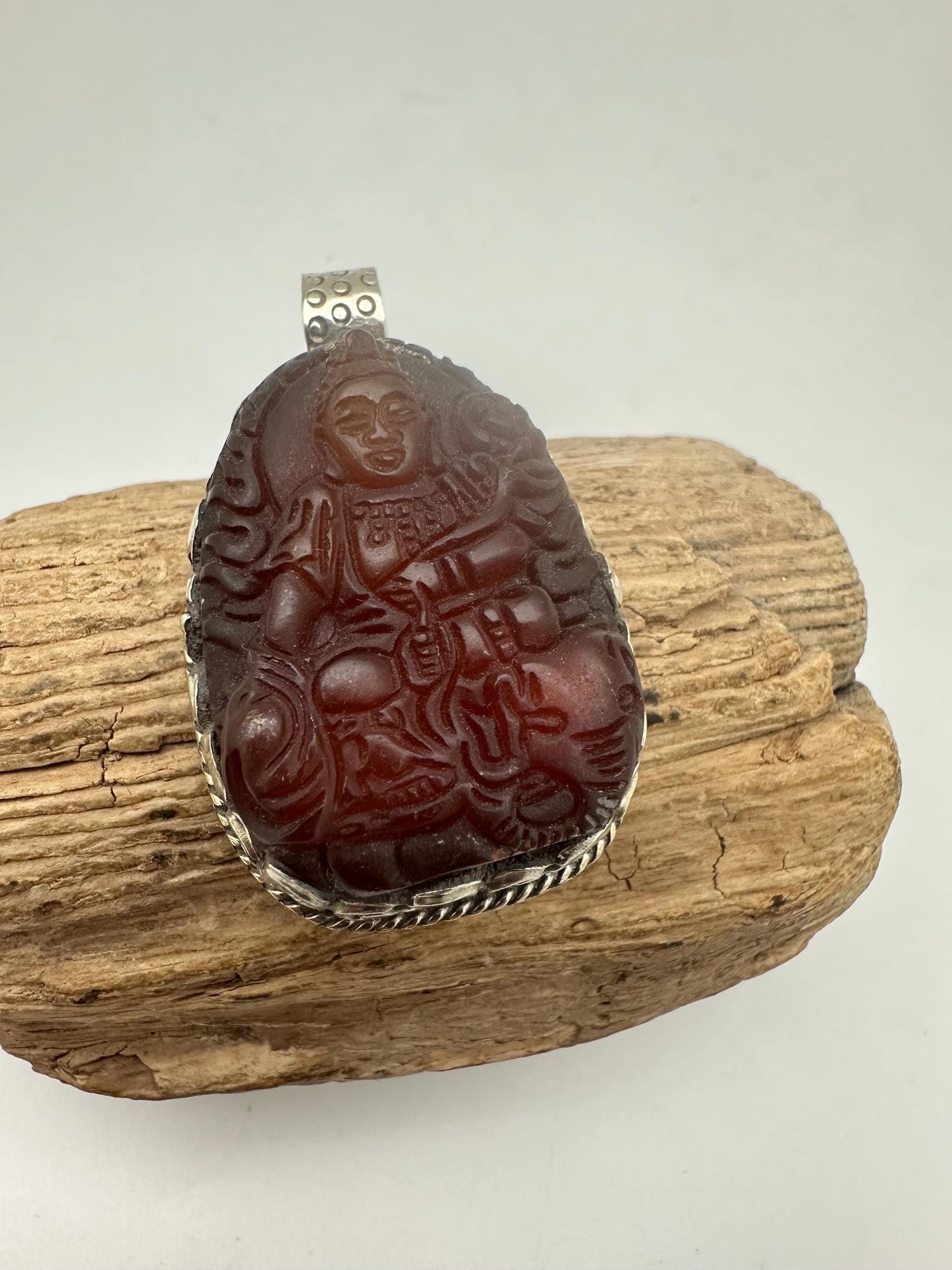 Handcrafted Kwan Yin carnelian agate, Pendant, quan yin buddha, Tibetan Silver Boddhisatva,25mmX50mm