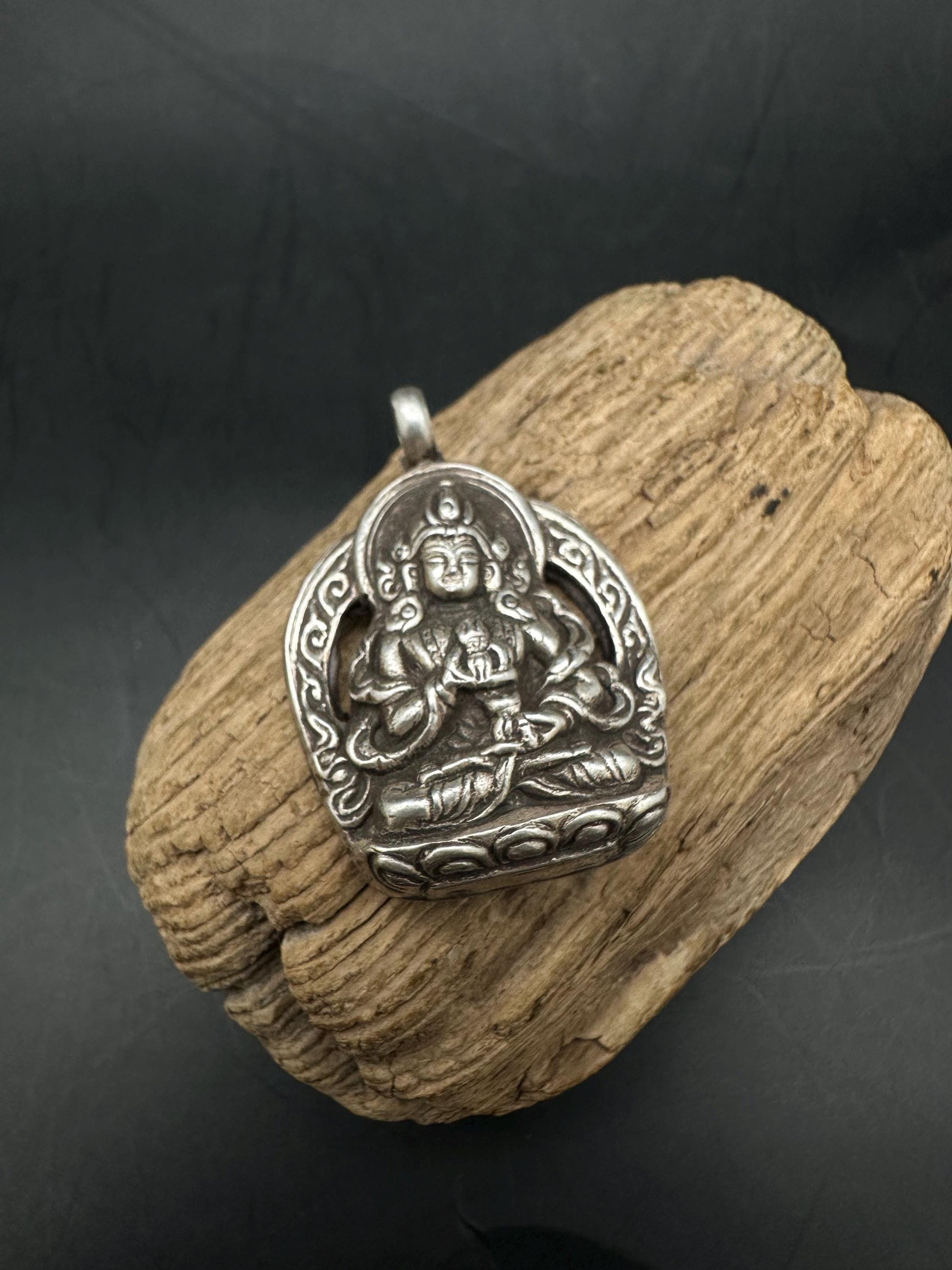Vajra sattava , buddha of purification, sterling silver