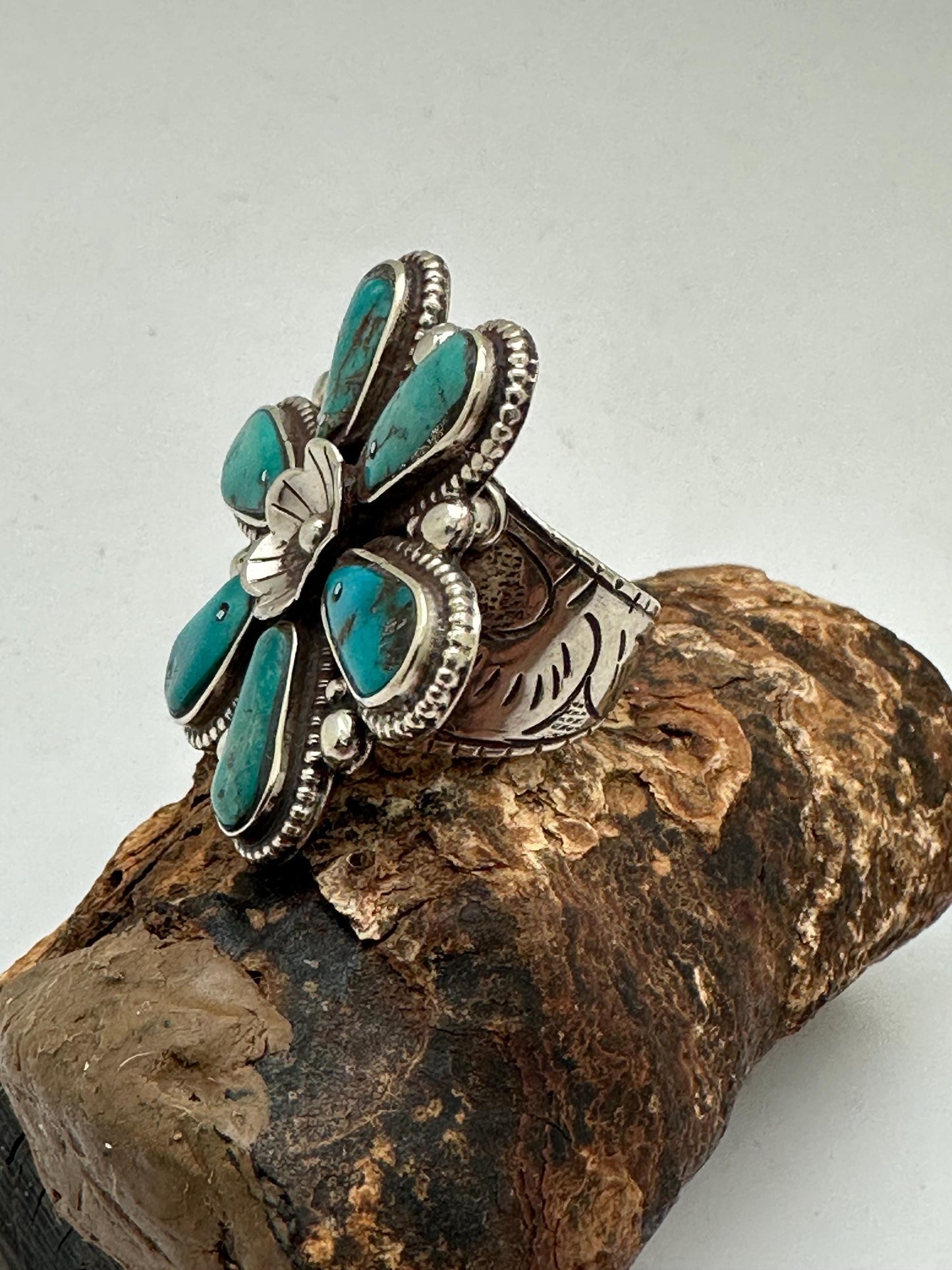 Turquoise Floral Ring, Handcrafted Tibetan Silver, Adjustable Ethnic Style (39mmX39mm)