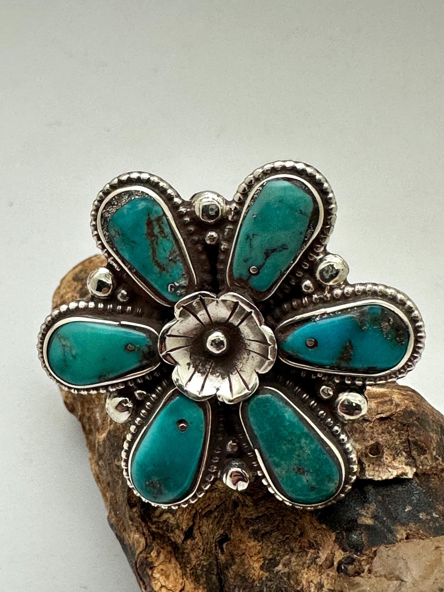 Turquoise Floral Ring, Handcrafted Tibetan Silver, Adjustable Ethnic Style (39mmX39mm)