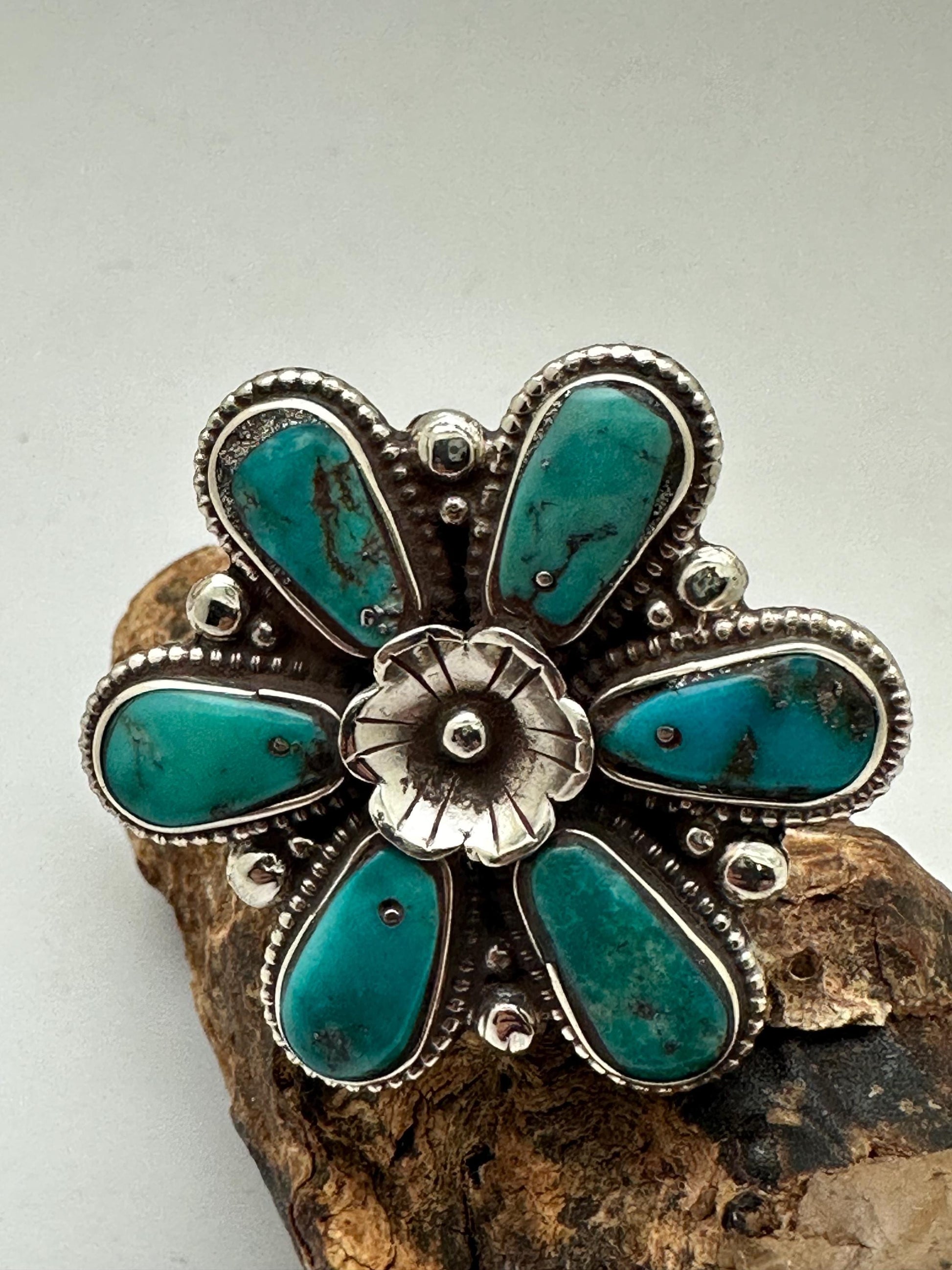 Turquoise Floral Ring, Handcrafted Tibetan Silver, Adjustable Ethnic Style (39mmX39mm)