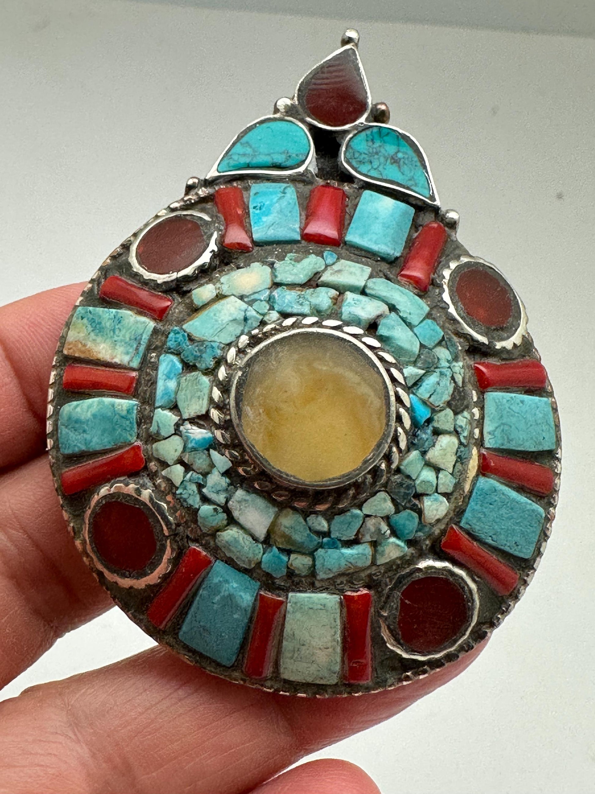 turquoise pendant, inlaid coral, turquoise ,handcrafted, tibetan silver,ethnic style,Nepalese