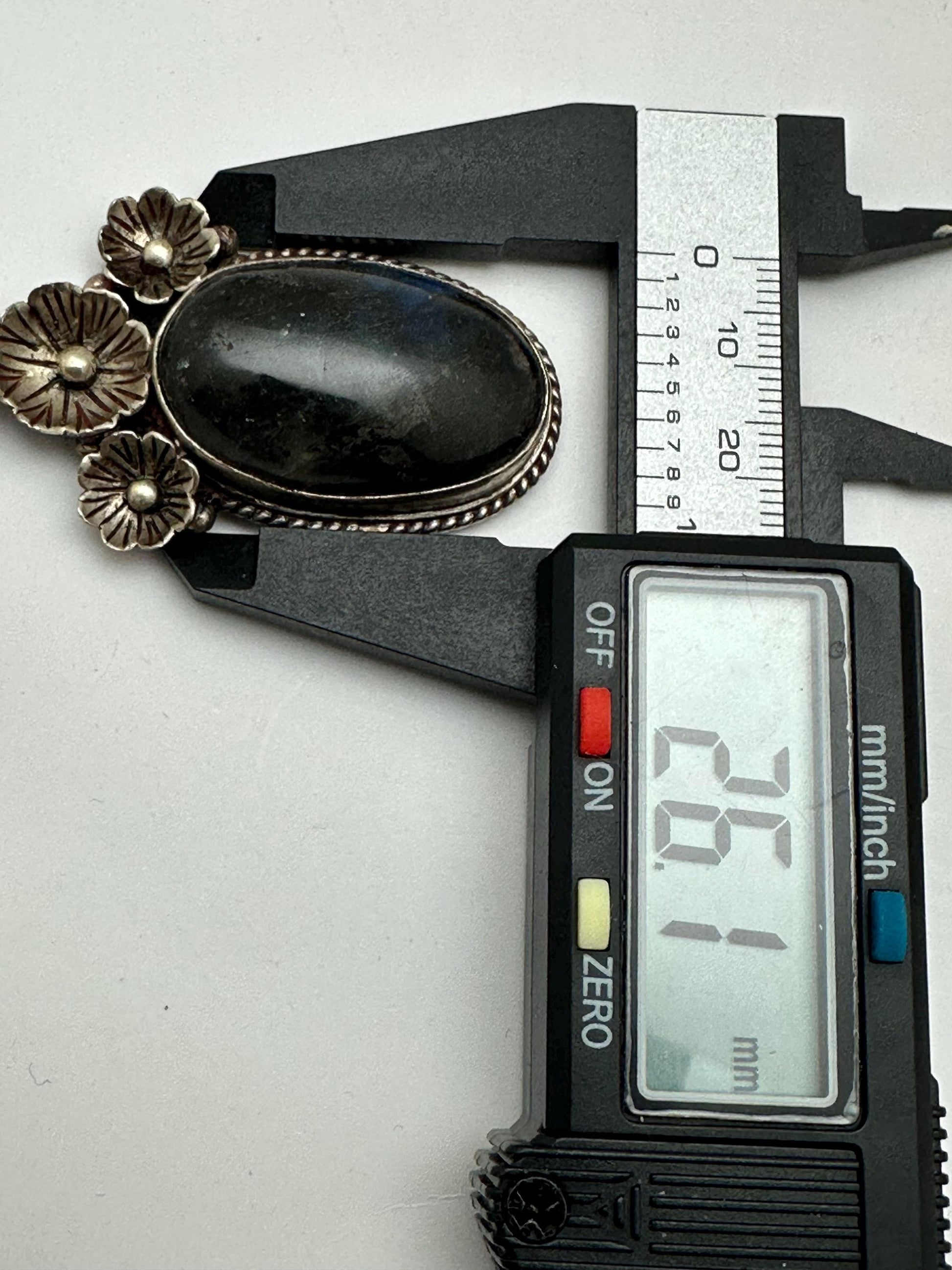 Labradorite pendant, handcrafted,tibetan repousse silver, floral design ,ethnic style,59mmX26mm