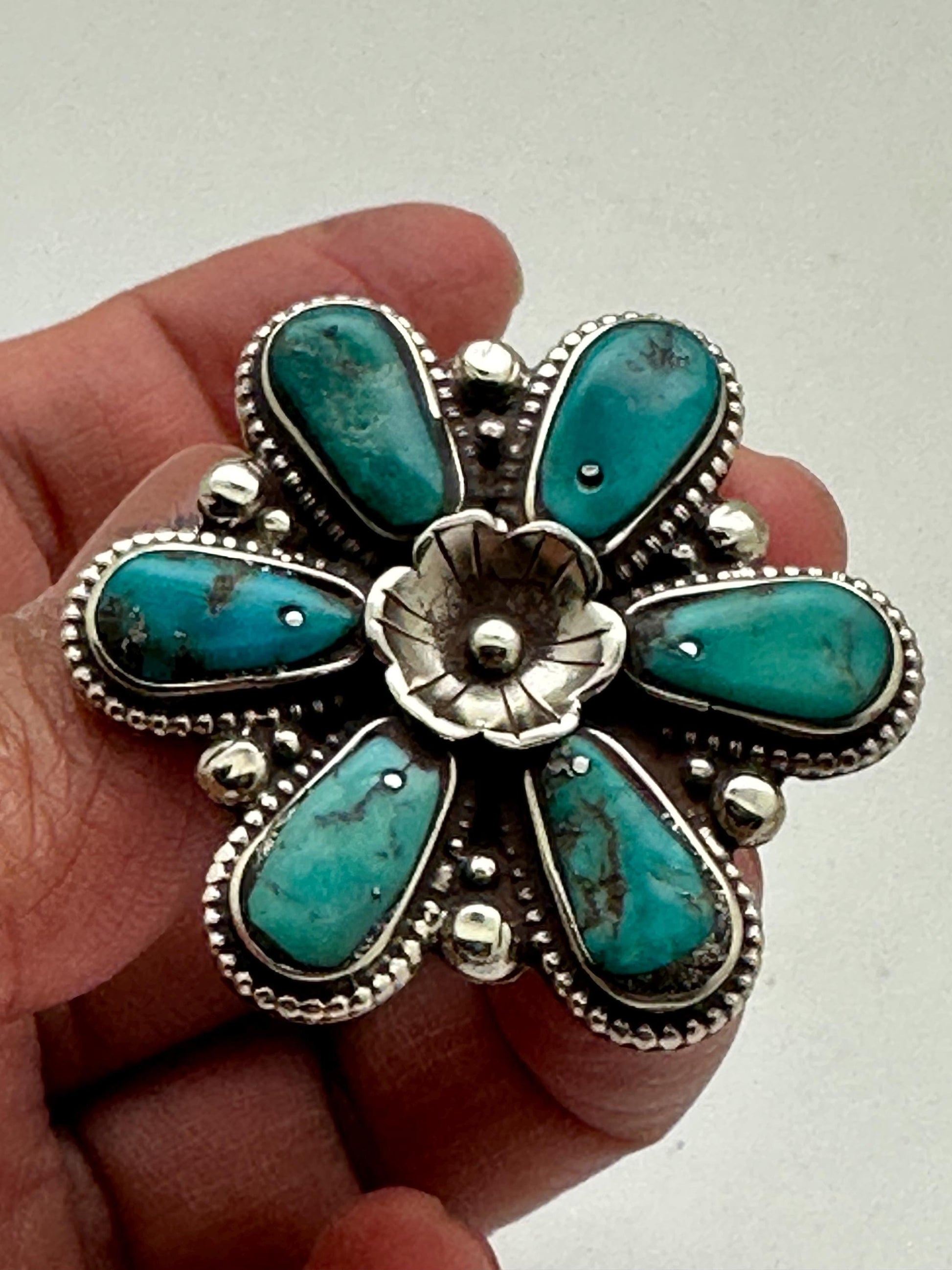Turquoise Floral Ring, Handcrafted Tibetan Silver, Adjustable Ethnic Style (39mmX39mm)