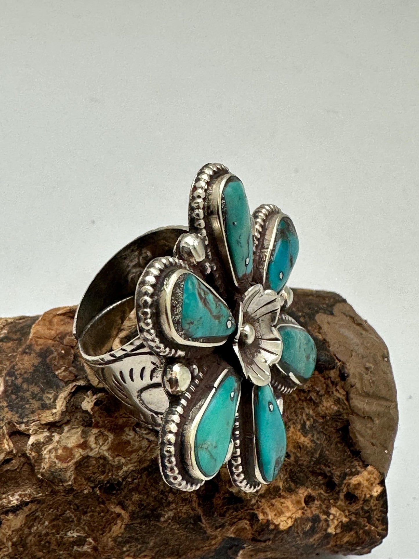 Turquoise Floral Ring, Handcrafted Tibetan Silver, Adjustable Ethnic Style (39mmX39mm)