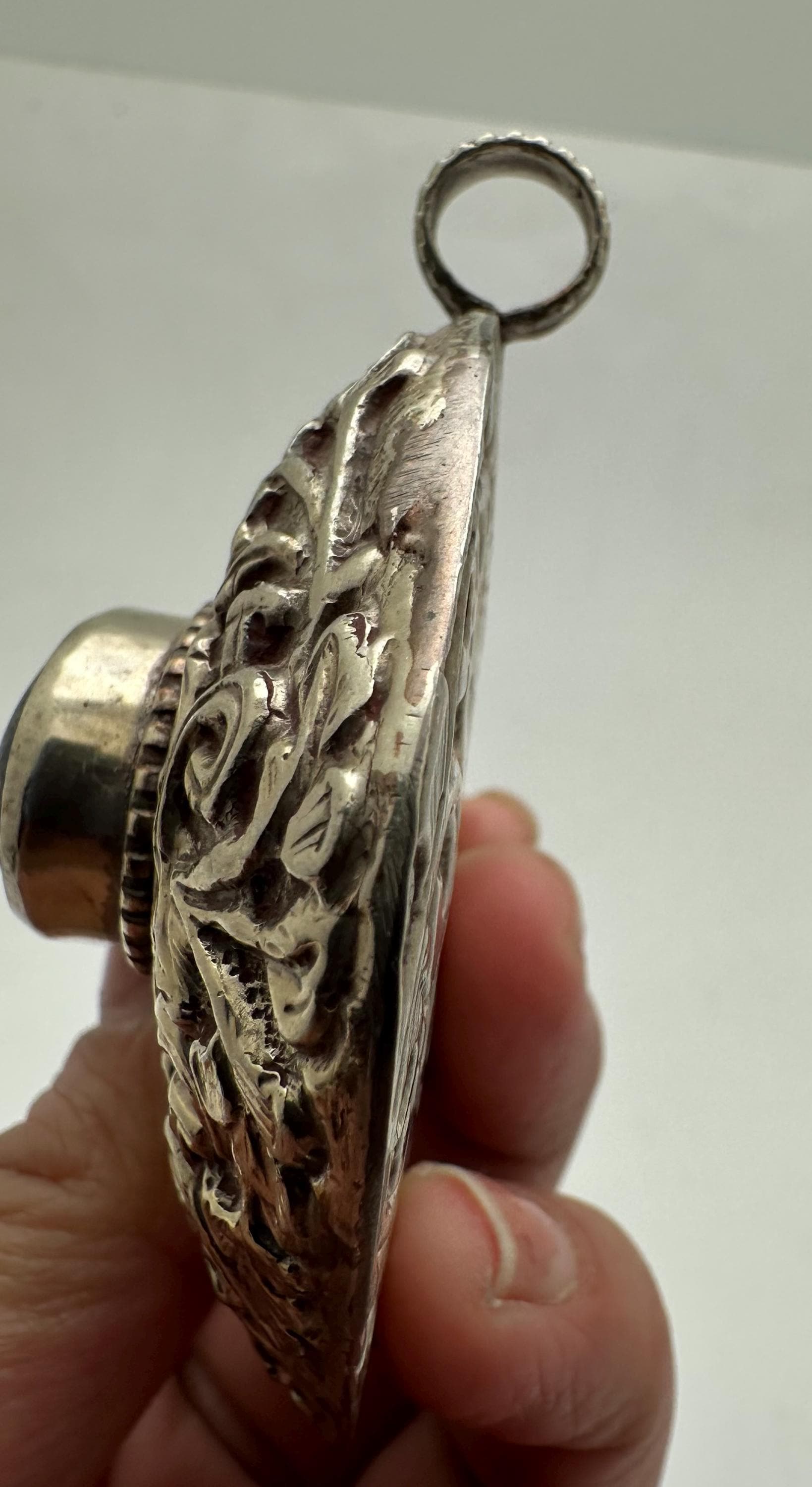lapis pendant, handcrafted, tibetan repousse silver, Om mani padme hoon, floral, ethnic style,