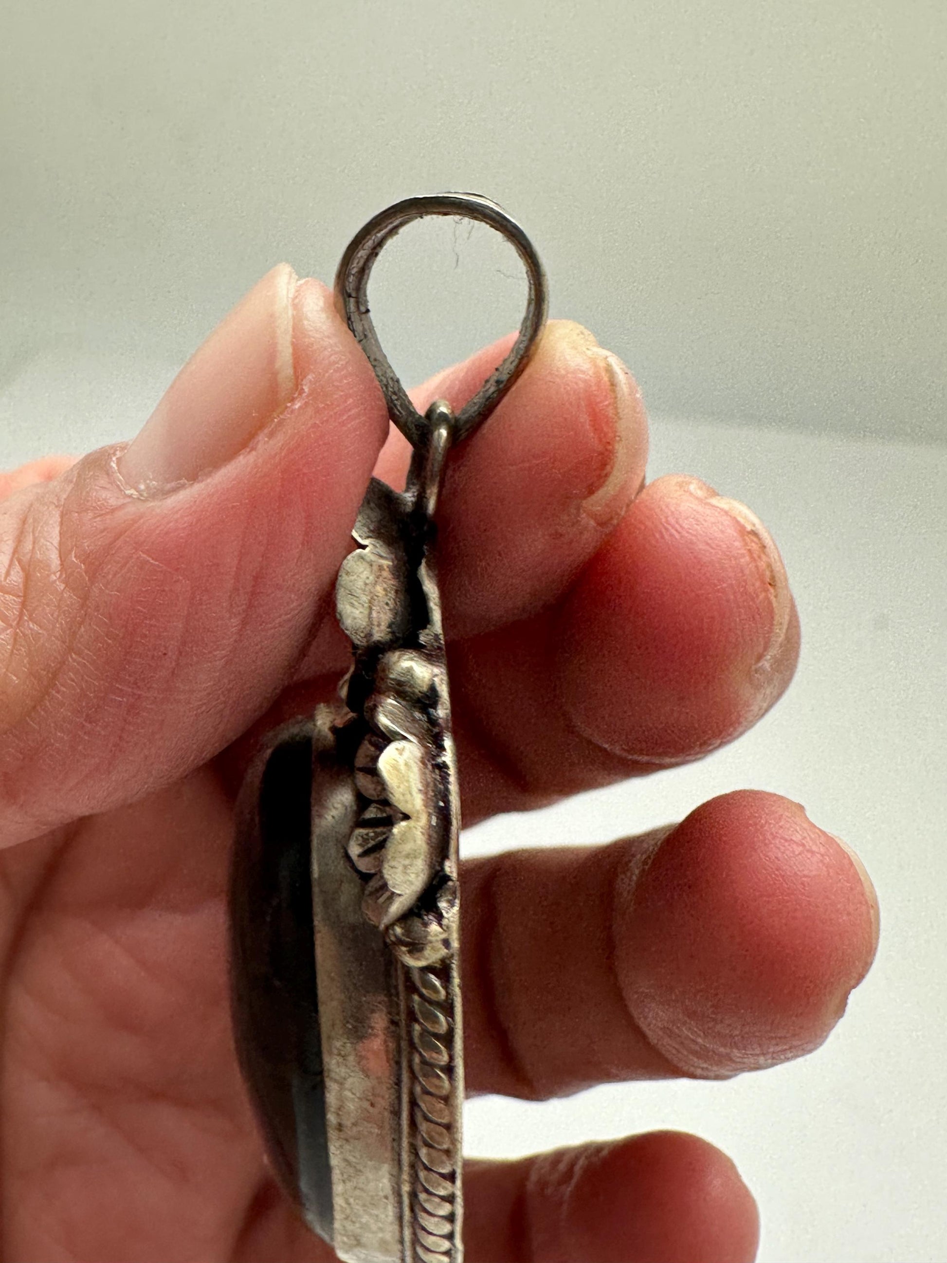 Labradorite pendant, handcrafted,tibetan repousse silver, floral design ,ethnic style,59mmX26mm