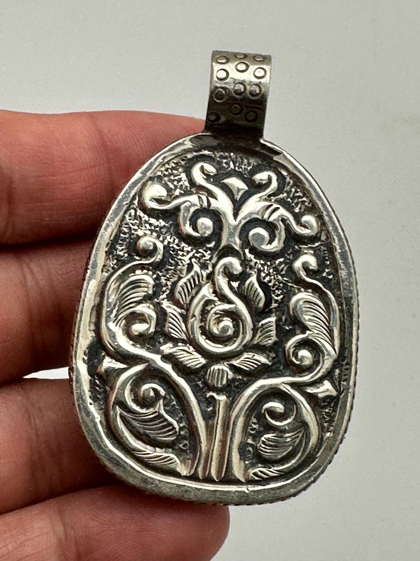 Carnilian carved Buddha pendant,handcrafted,Tibetan silver,spiritual,meditation,yoga