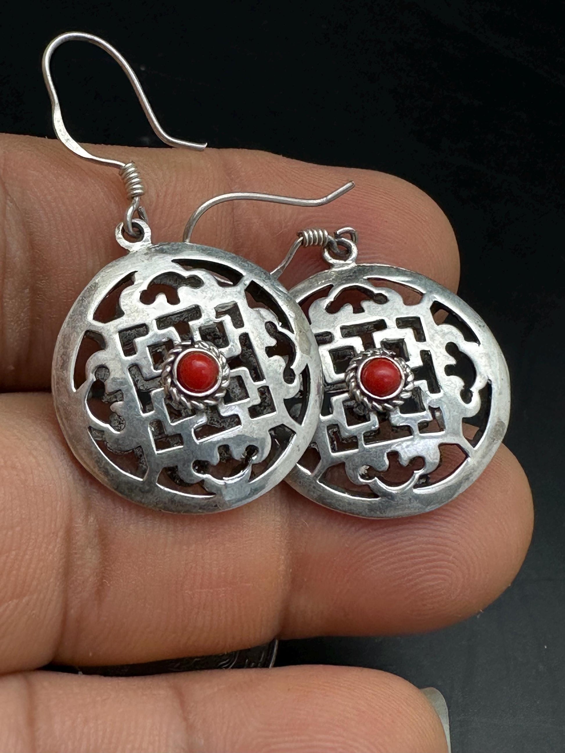 Tibetan earring, 925 sterling silver, mandala design with coral