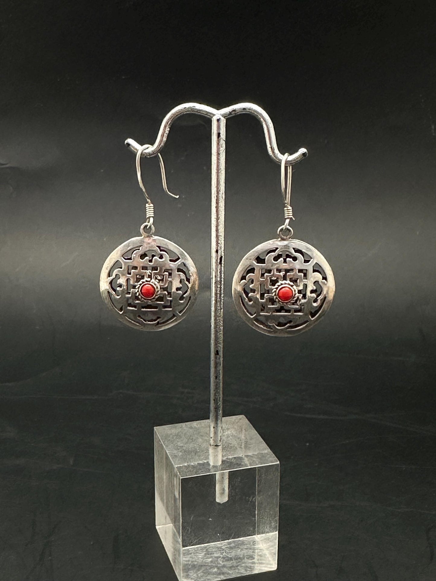Tibetan earring, 925 sterling silver, mandala design with coral