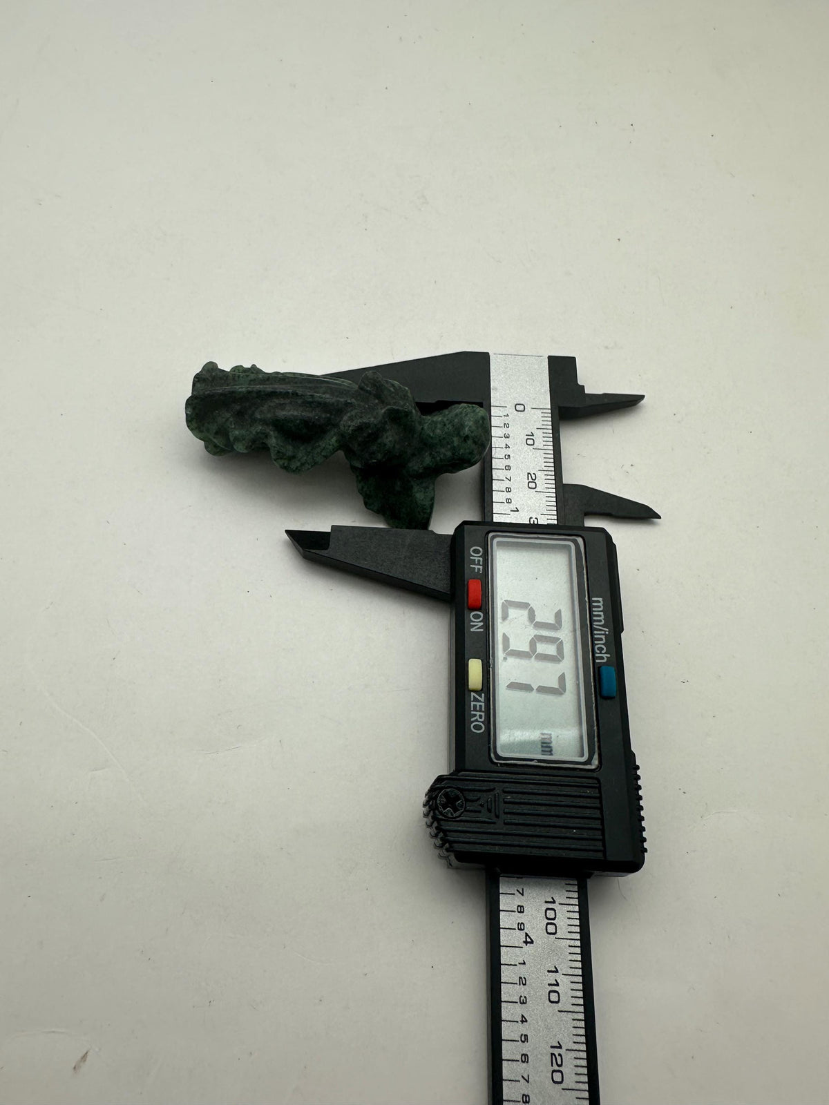 Hand-Carved Green Aventurine Angel Figurine,Crystal Guardian Angel Statue ,Pocket Angel Totem, Spiritual Healing Crystal Gift ,60.2mmX29.7mm