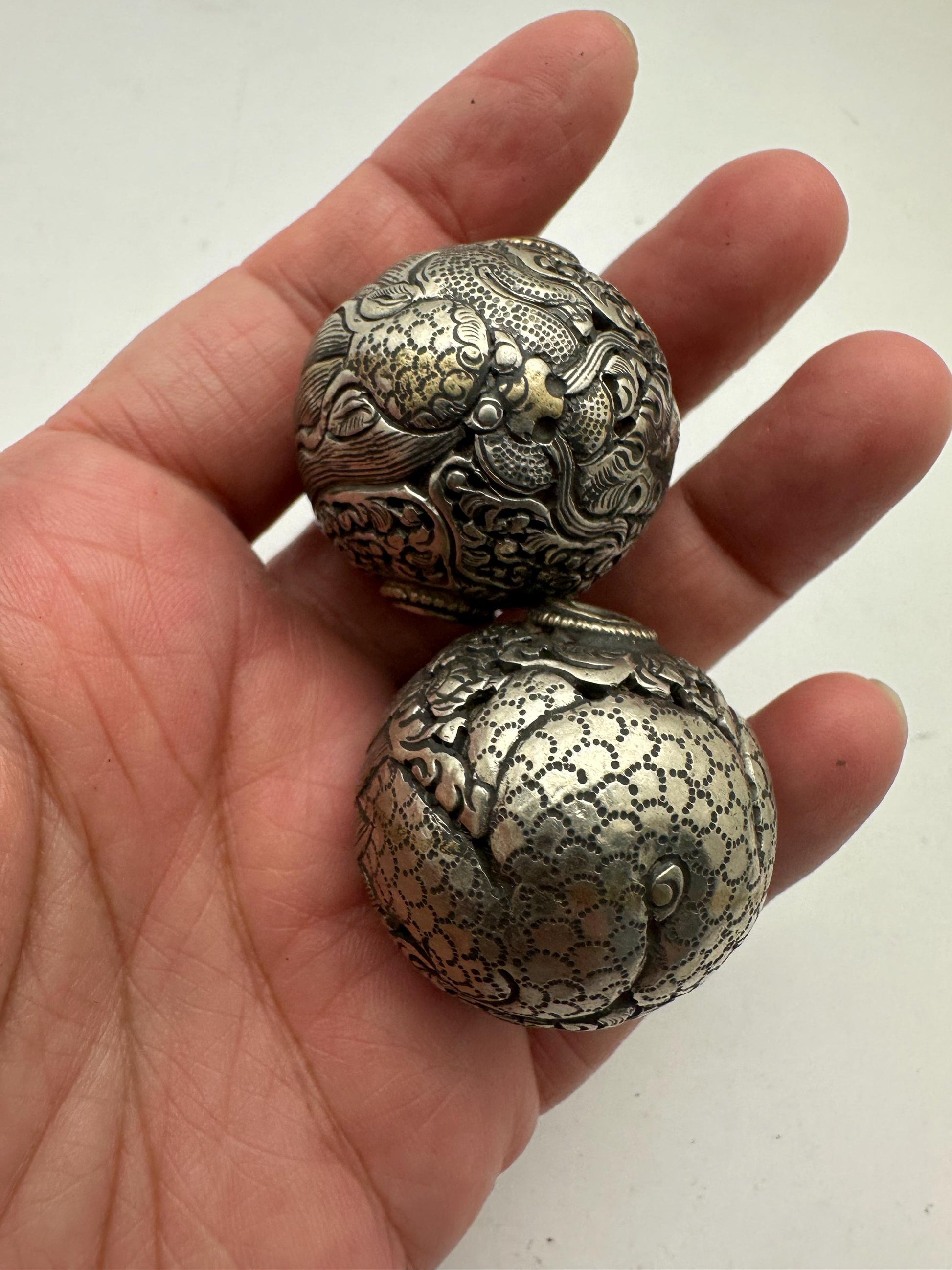 Dragon bead, Huge chinese dragon focal bead ,handcrafted, antique style asian mythology Jewelry, Boho Talisman Gift,Nepalese