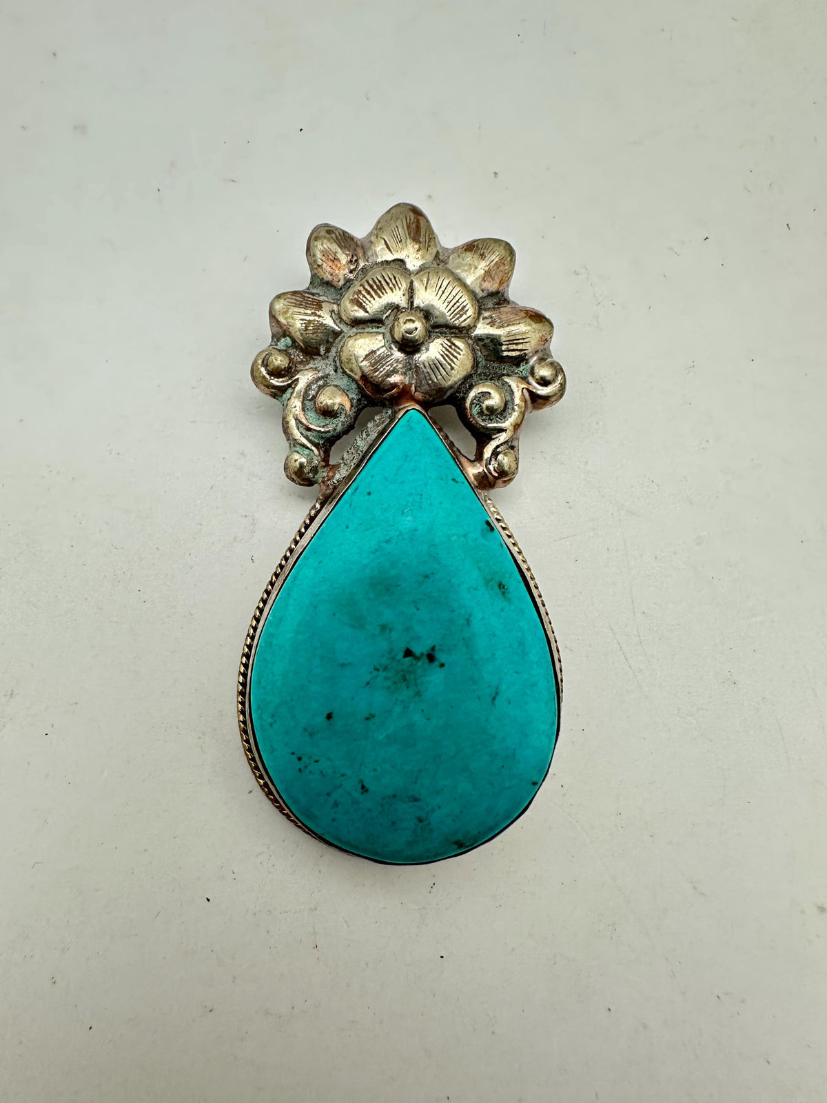 Handcrafted Howlite turquoise pendant, Tibetan silver, floral design,Nepalese