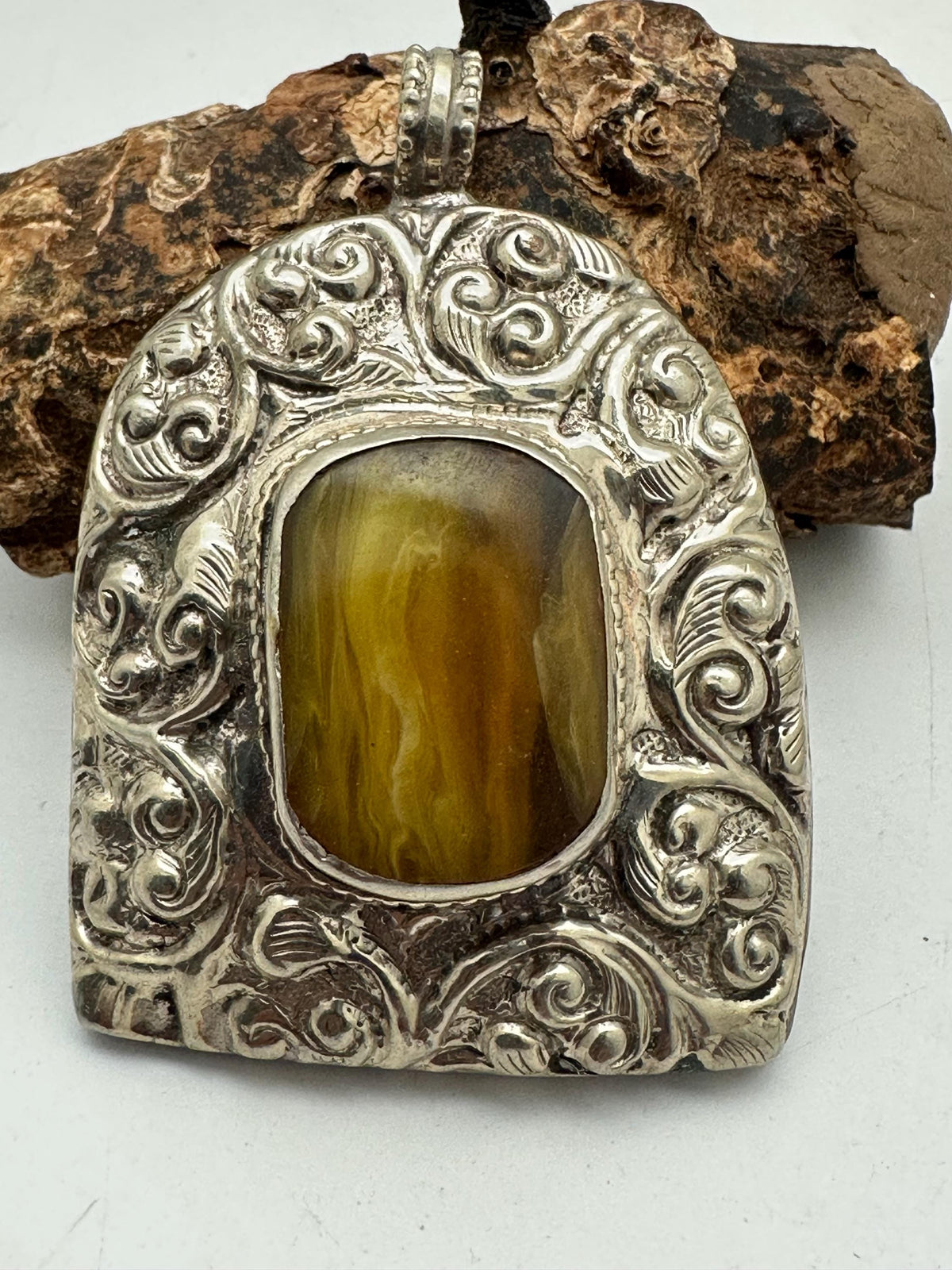 Handcrafted, yellow agate,Tibetan silver, Tibetan design, ethnic style,66.6mmX48.3mm