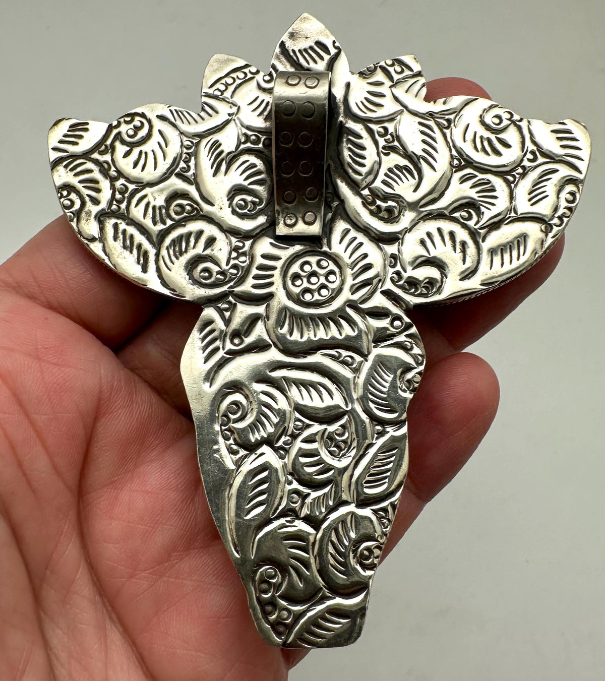 Handcrafted,Large Bone carved bull head skull pendant,Tibetan silver, floral,flower,design,ethnic style 82.3mmX30.2mm