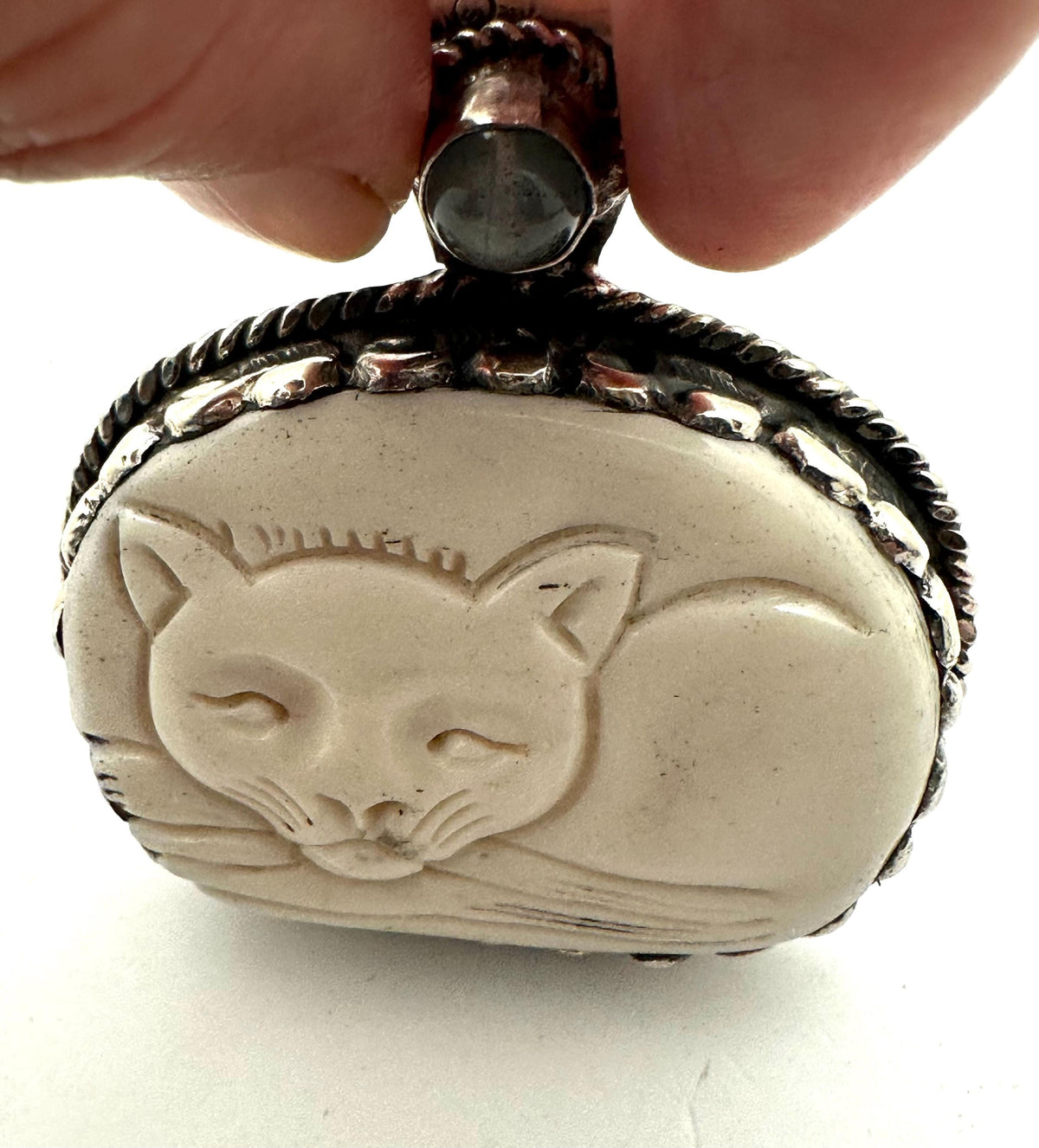 Bone carved cat, Handcrafted, Labradorite, Tibetan silver, Himalayan