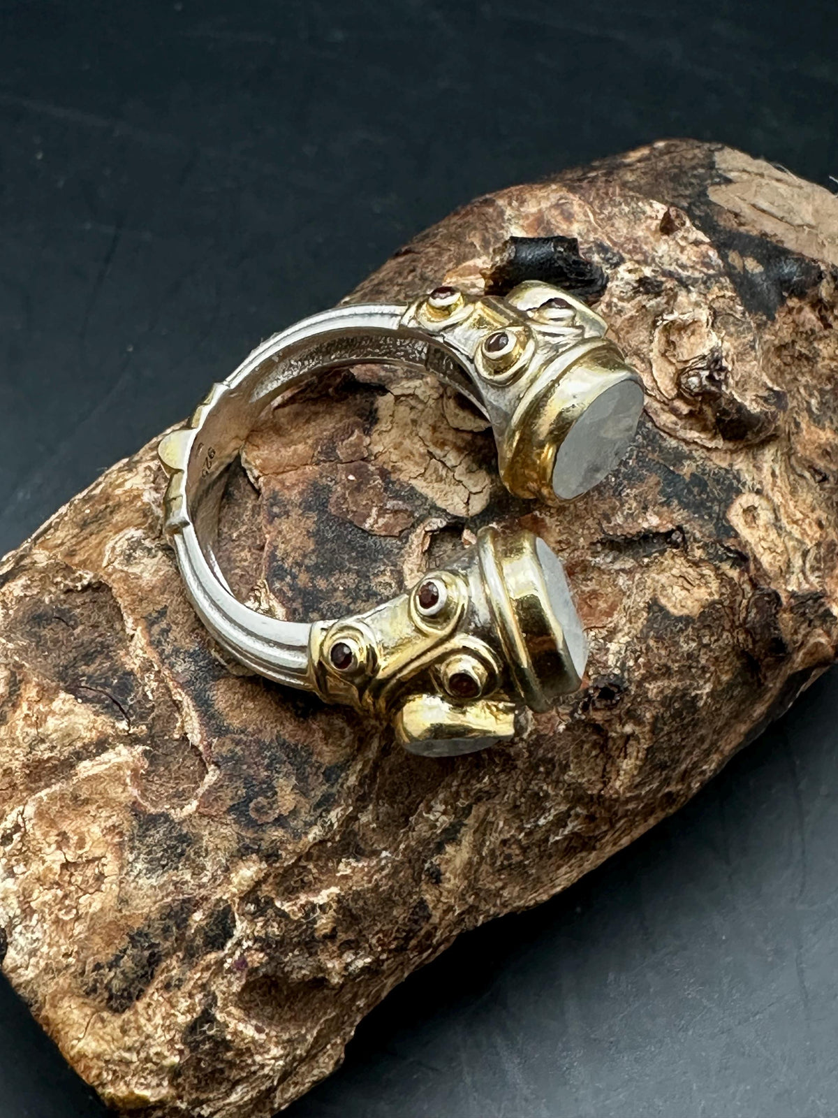 Moon stone ring , master handcrafted with sterling silver with gold plate