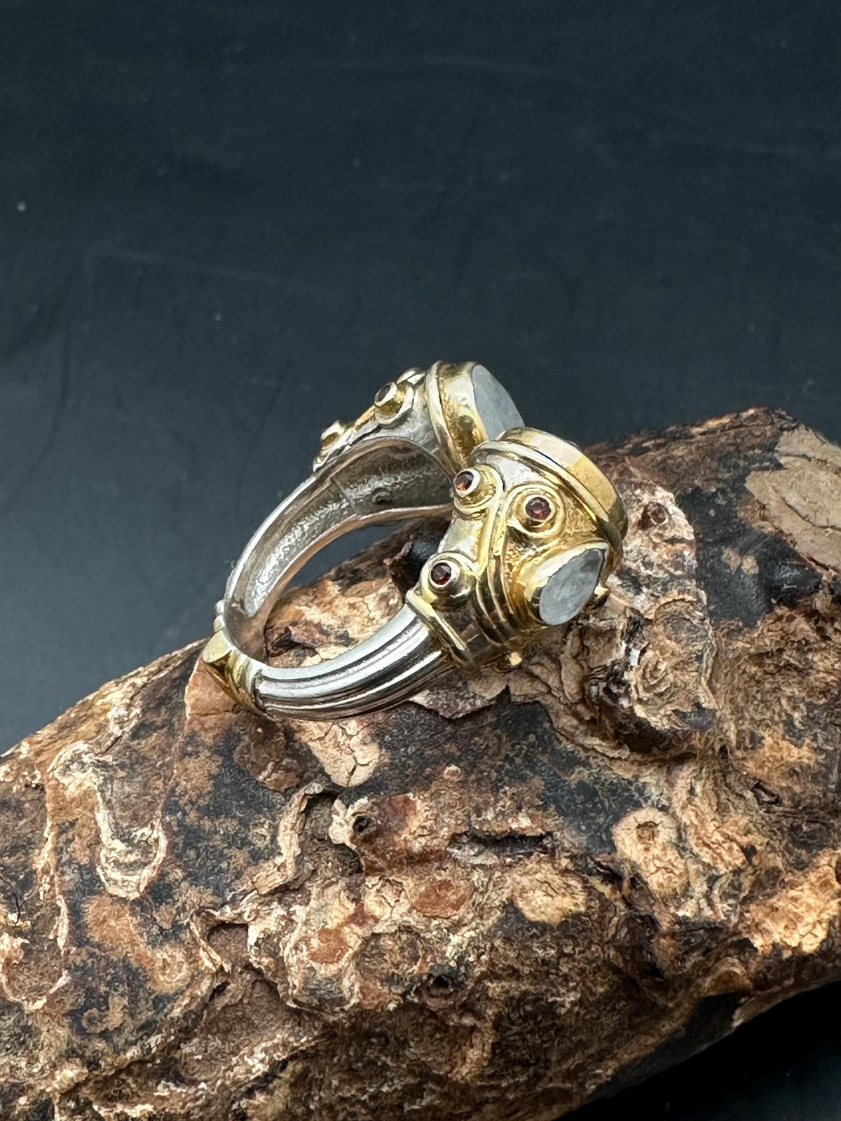 Moon stone ring , master handcrafted with sterling silver with gold plate