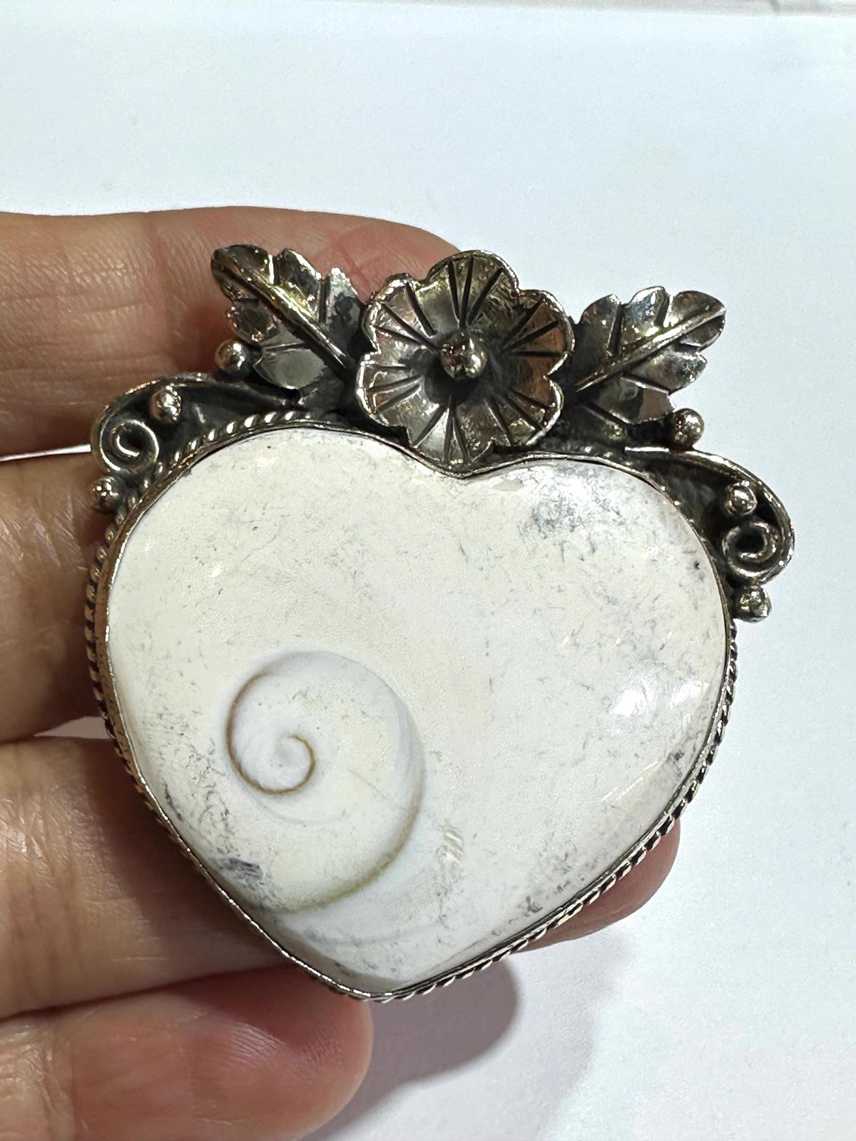 Carved Shiva Eye Heart Pendant, Tibetan Silver,handcrafted,Boho,Shell Heart Pendant ,floral pendant,