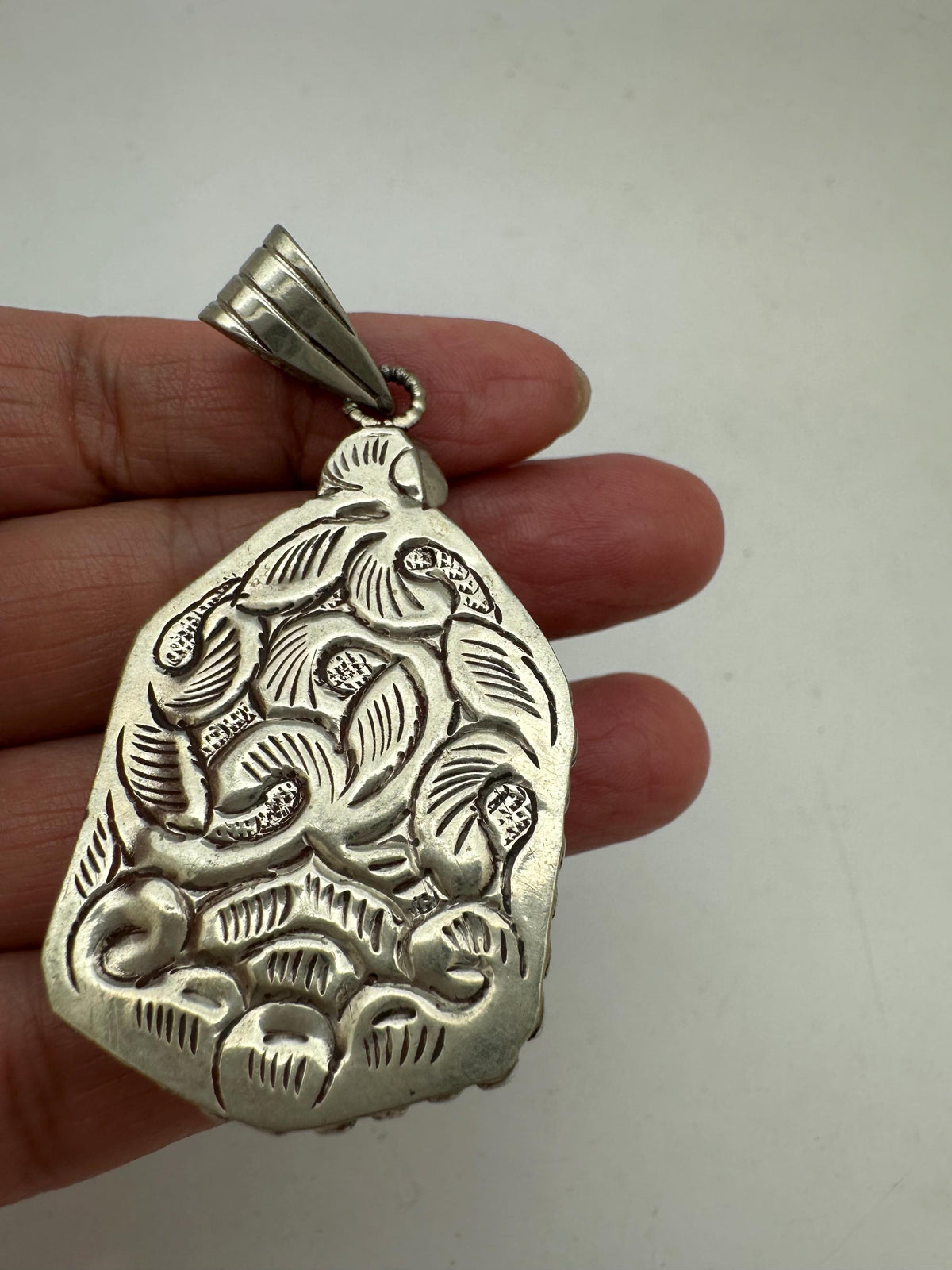Buddha pendant, labradorite carved, handcrafted,Tibetan silver,spiritual,meditation, amulet,58mmX29mm