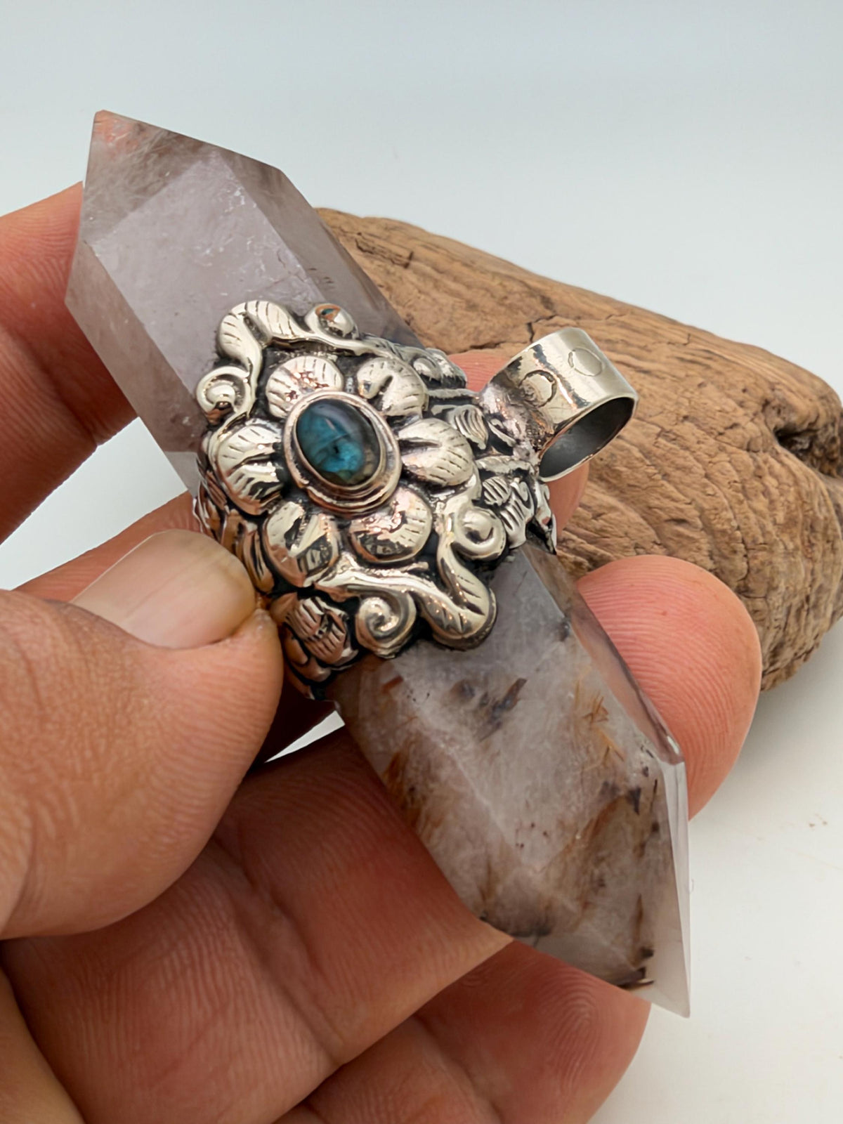 Natural rutilated quartz pendant, set with labradorite, healing stone